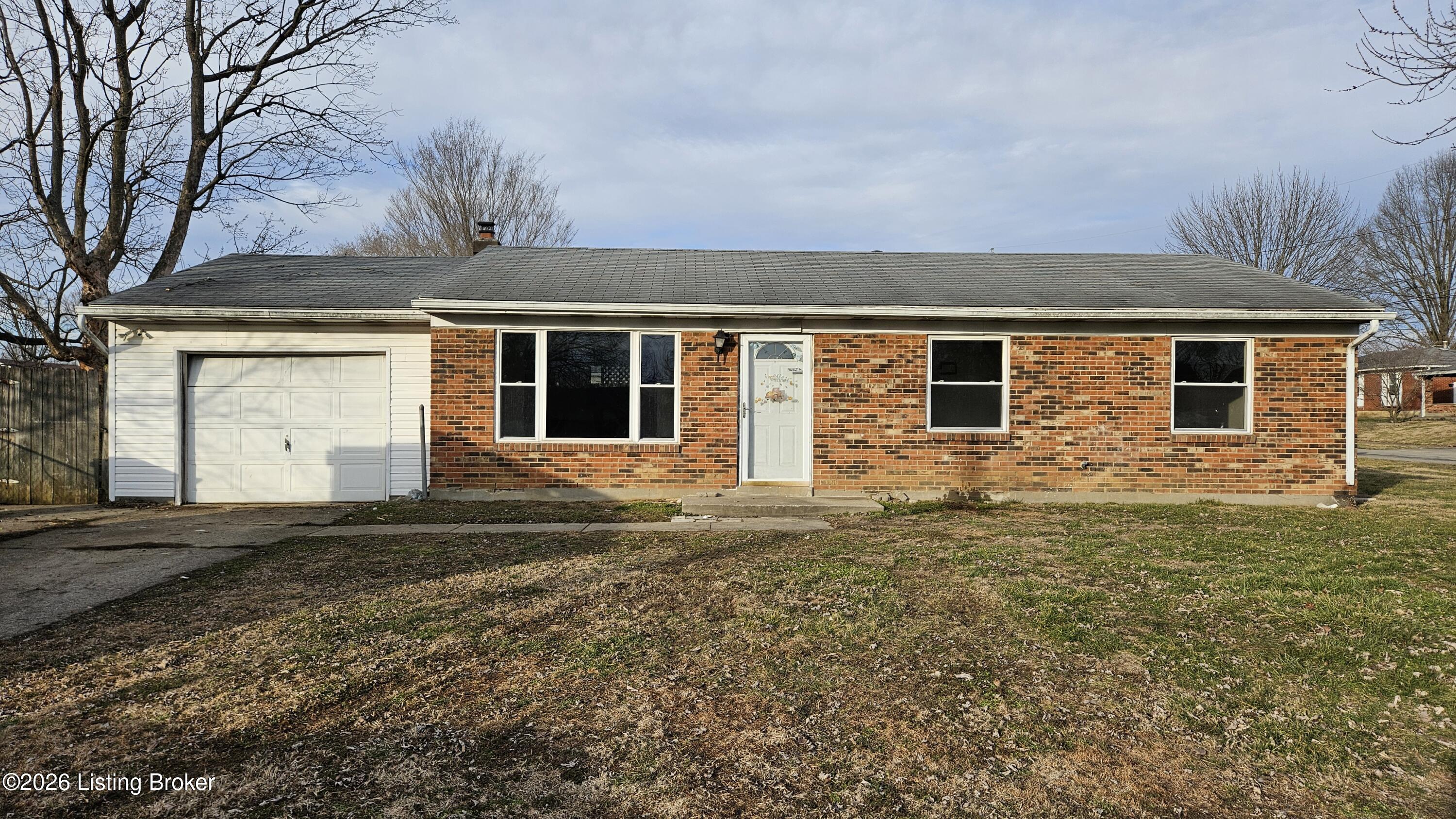 1004 Summitt Dr