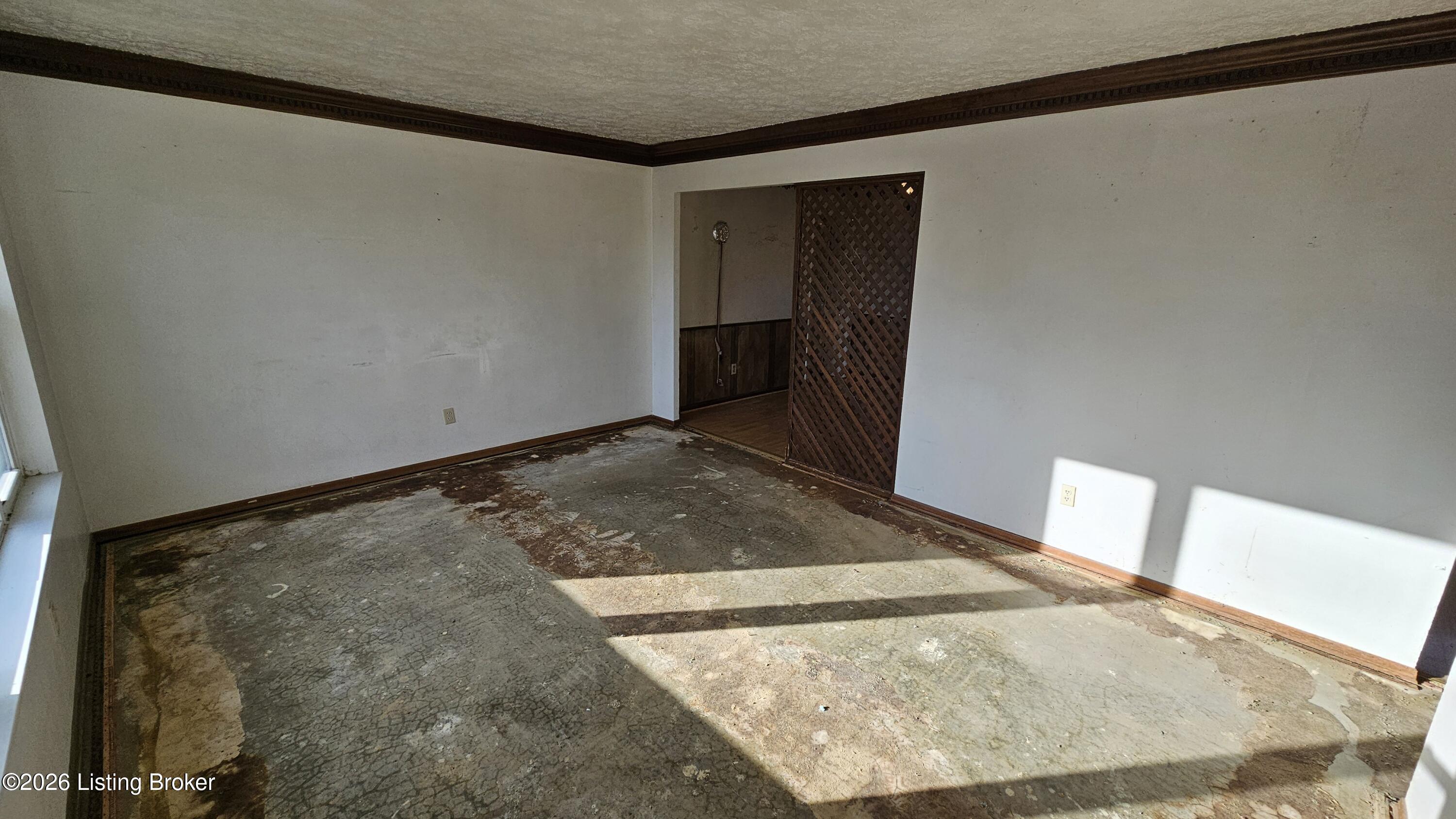 1004 Summitt Dr