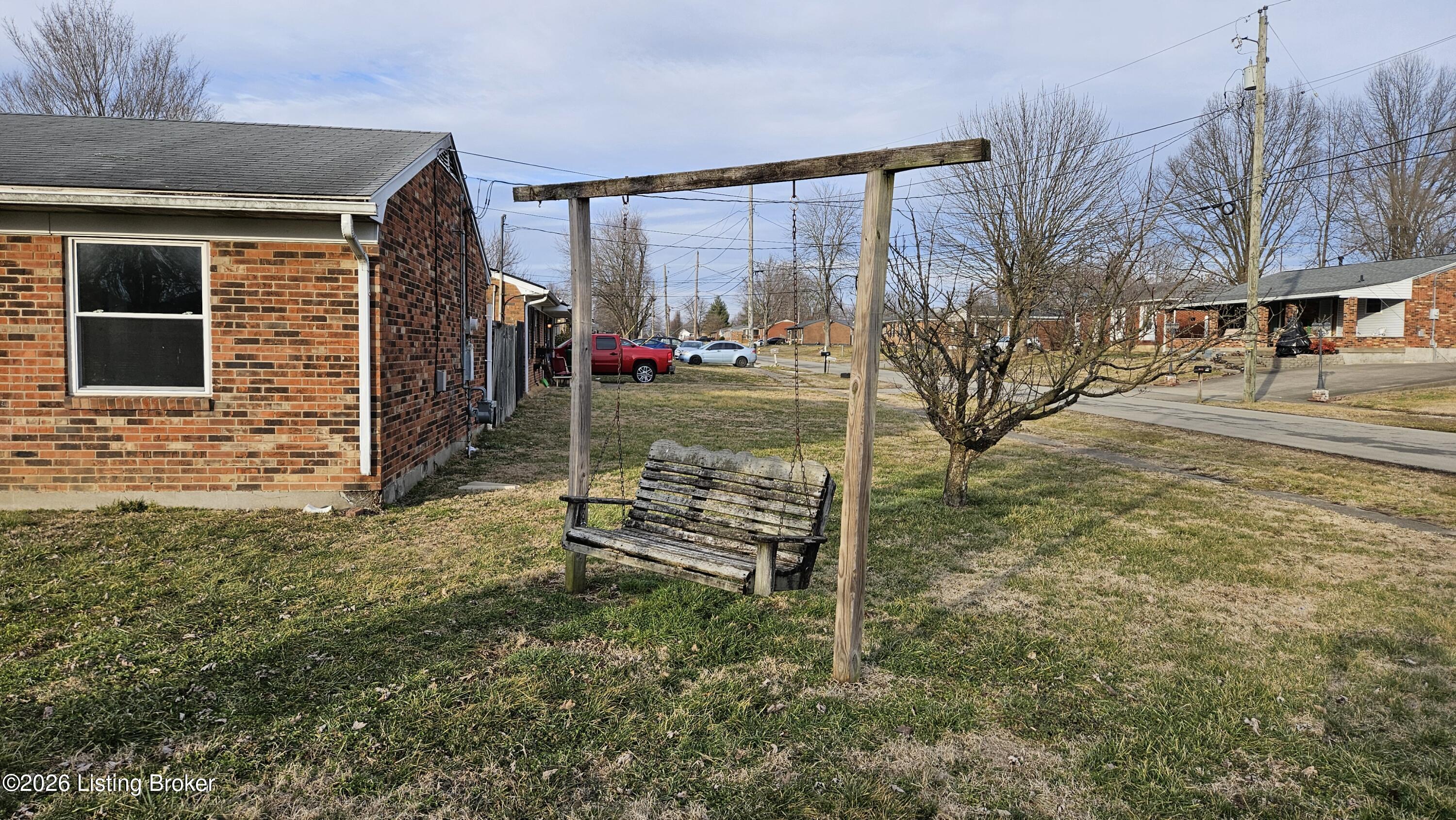 1004 Summitt Dr