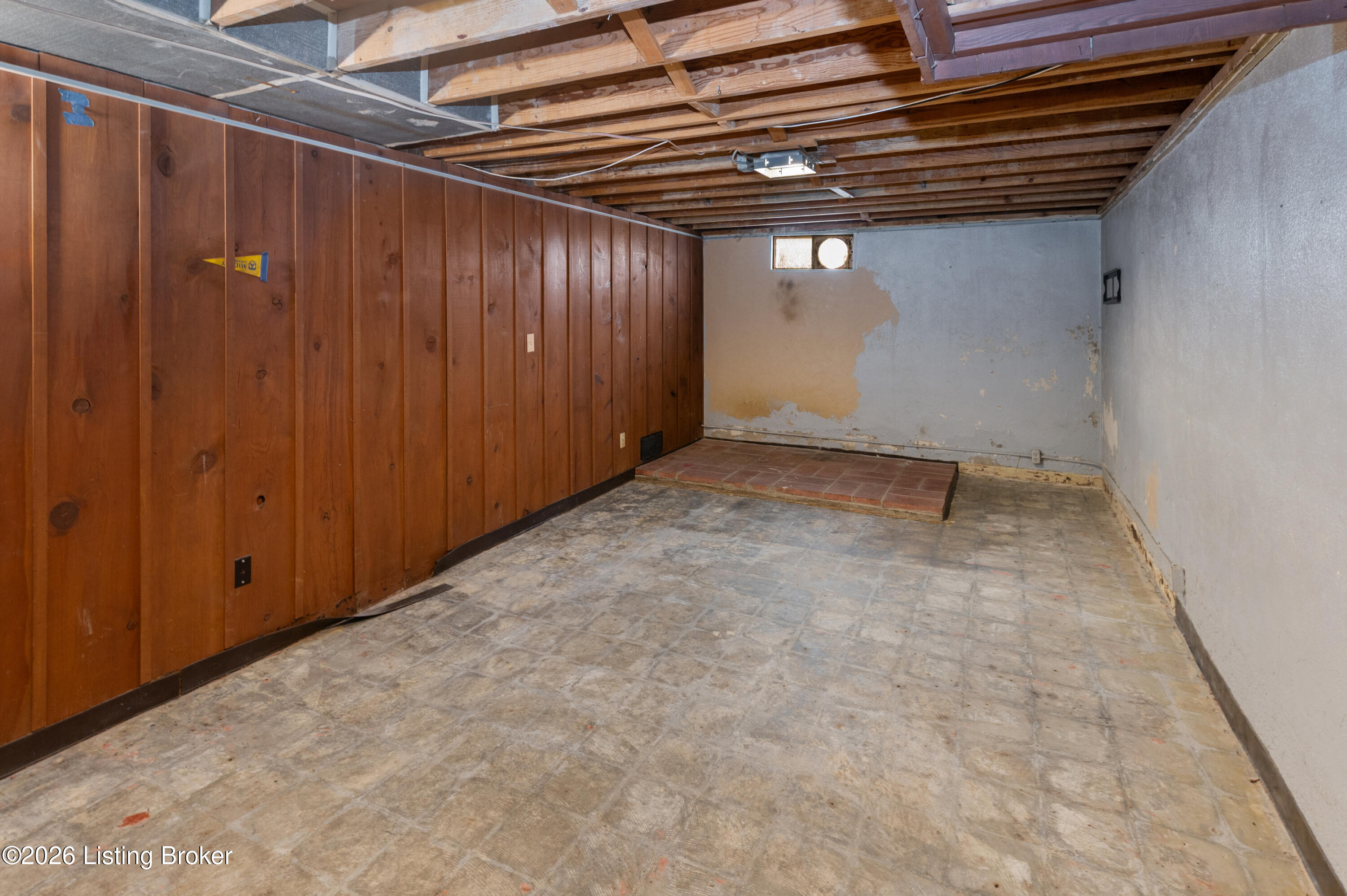 9309 Cloverwood Ln