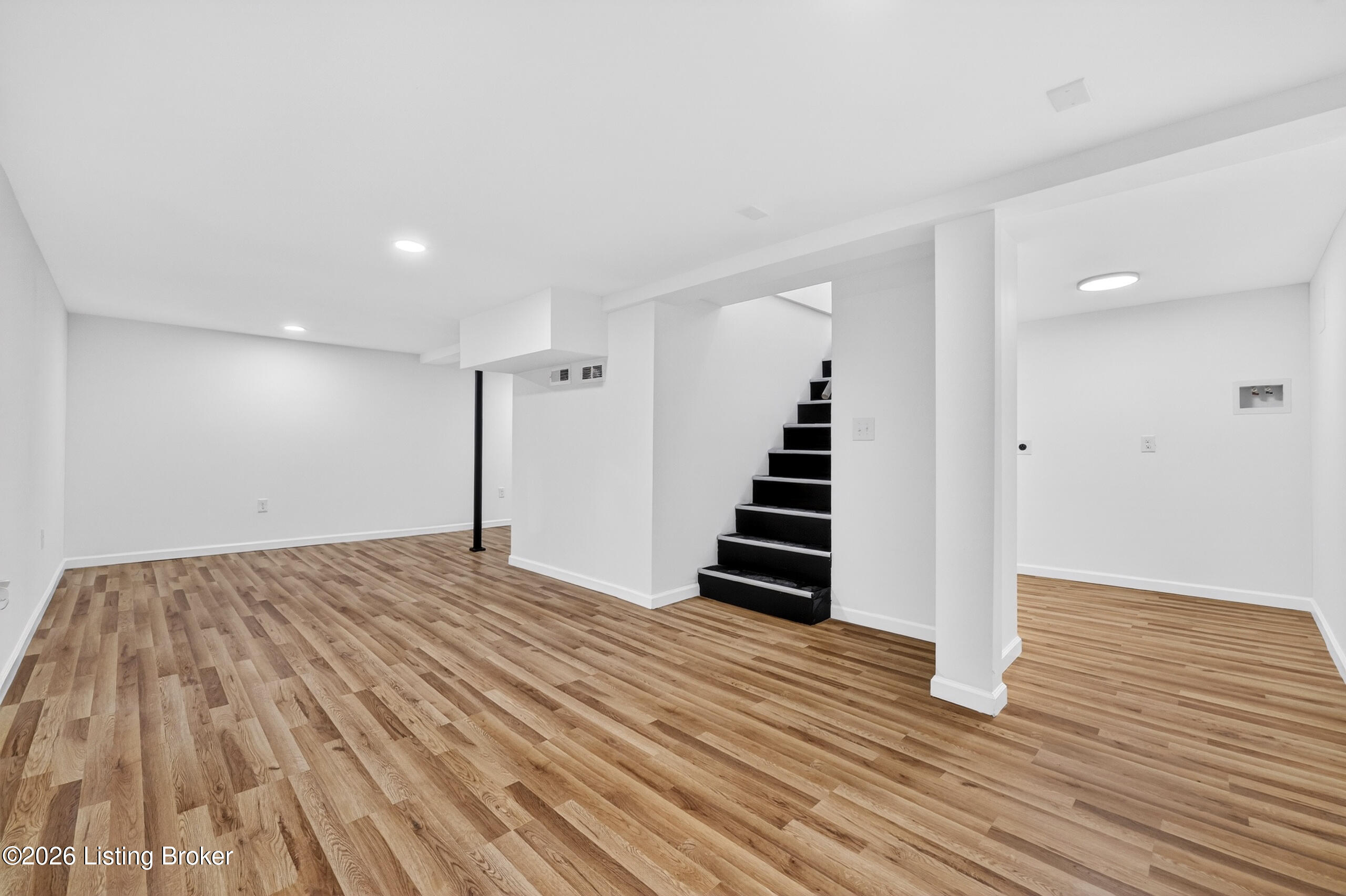 7227 Daisy Ave