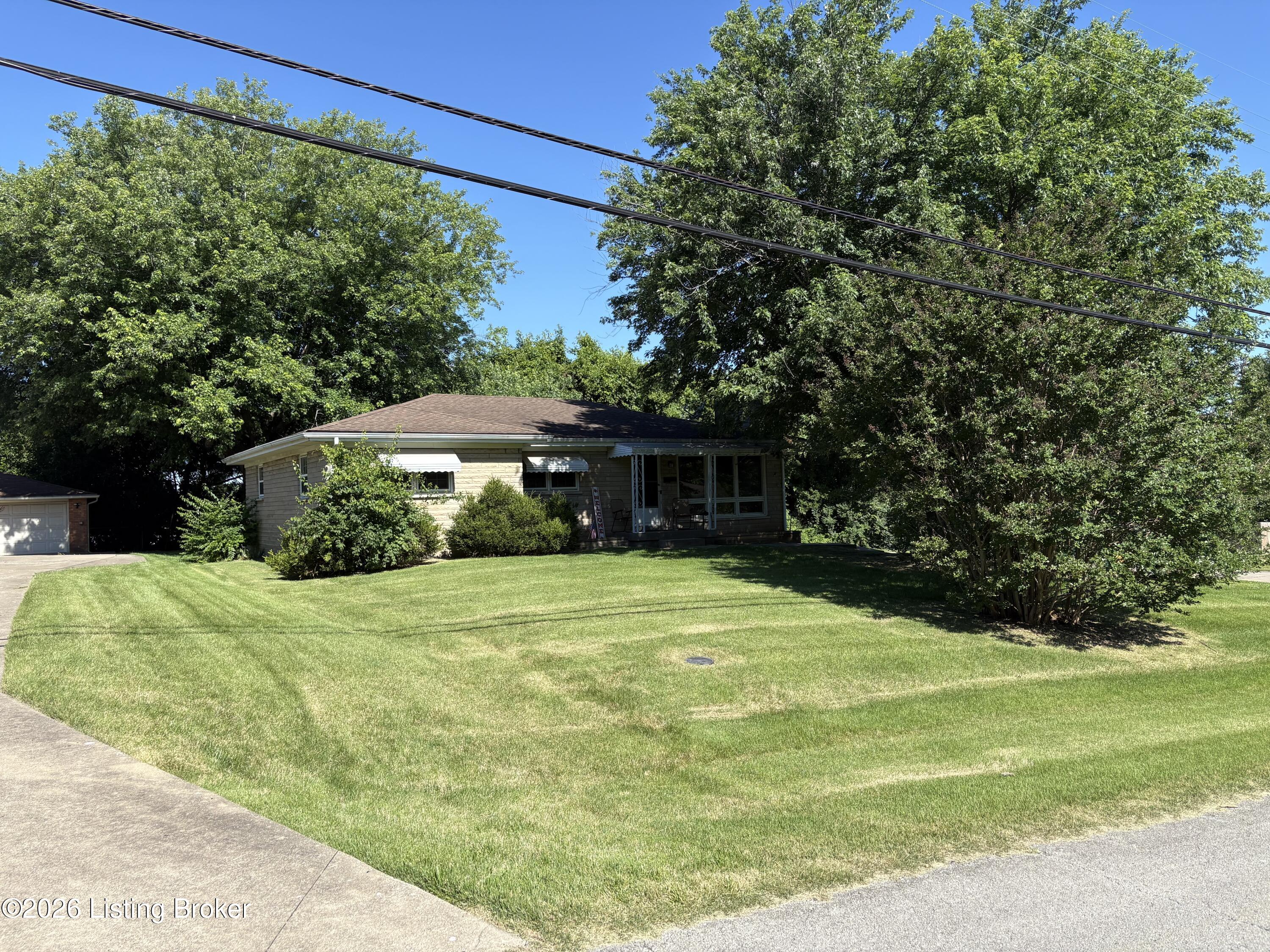 7800 Donegal Dr