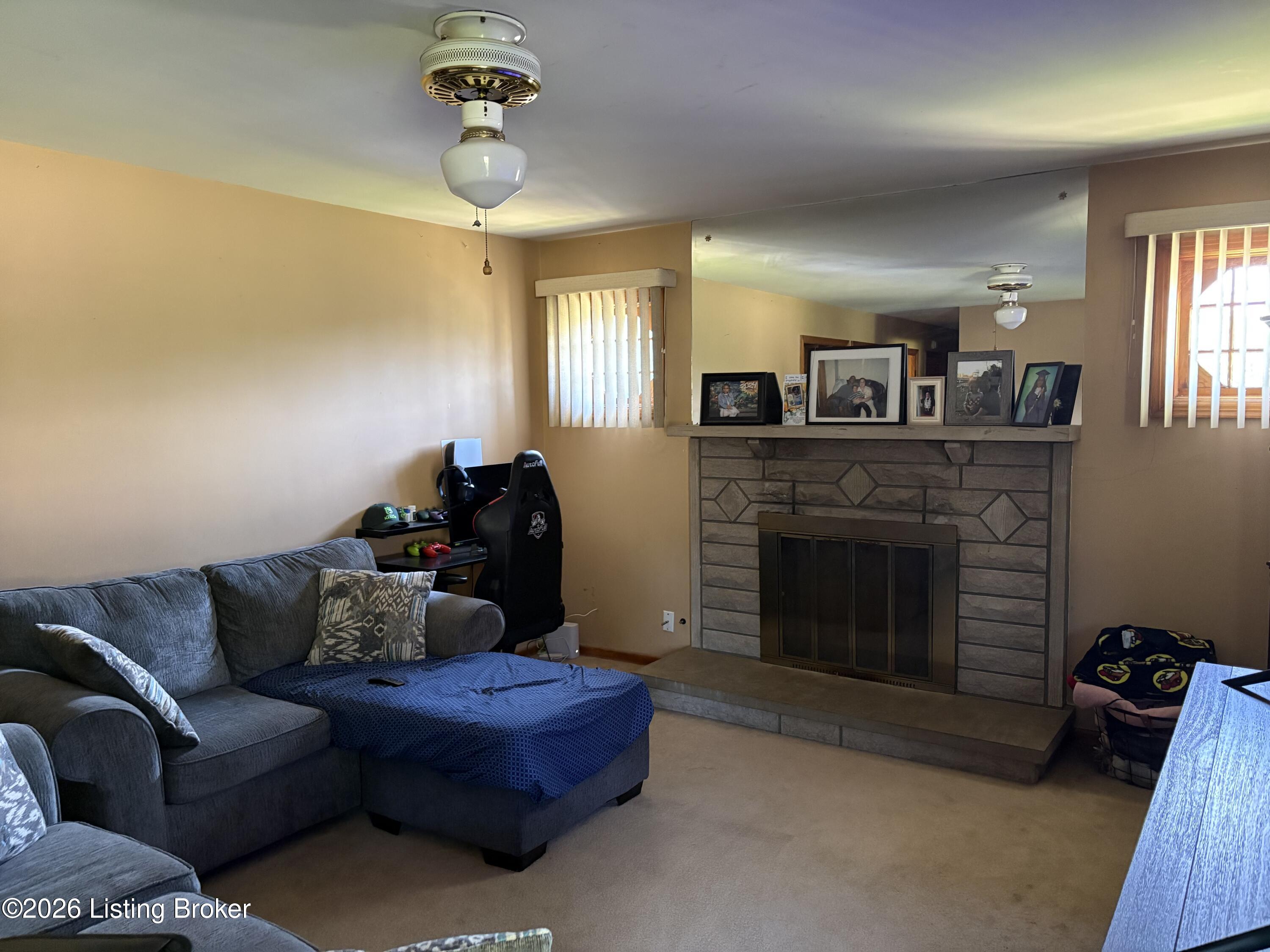 7800 Donegal Dr