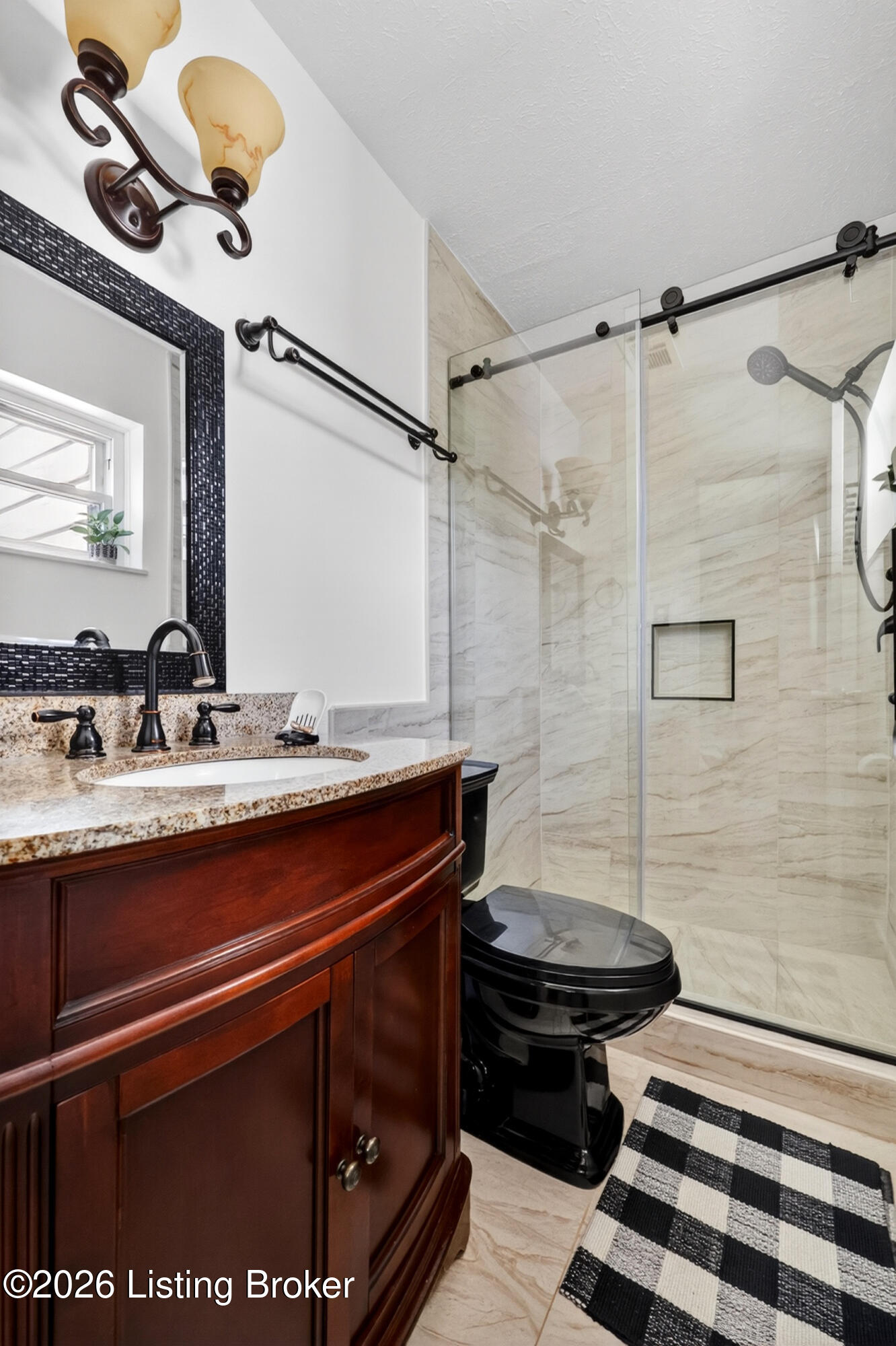448 New St