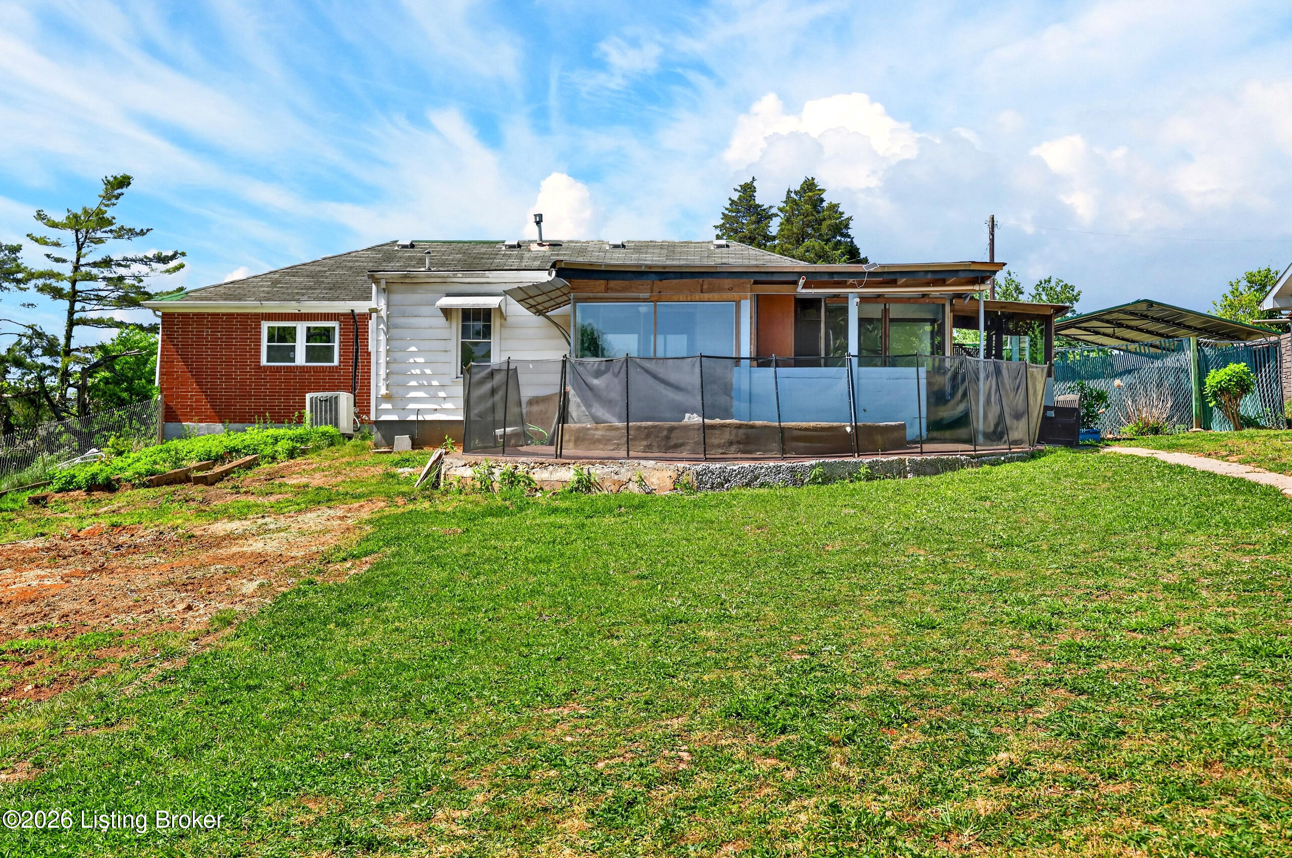 448 New St