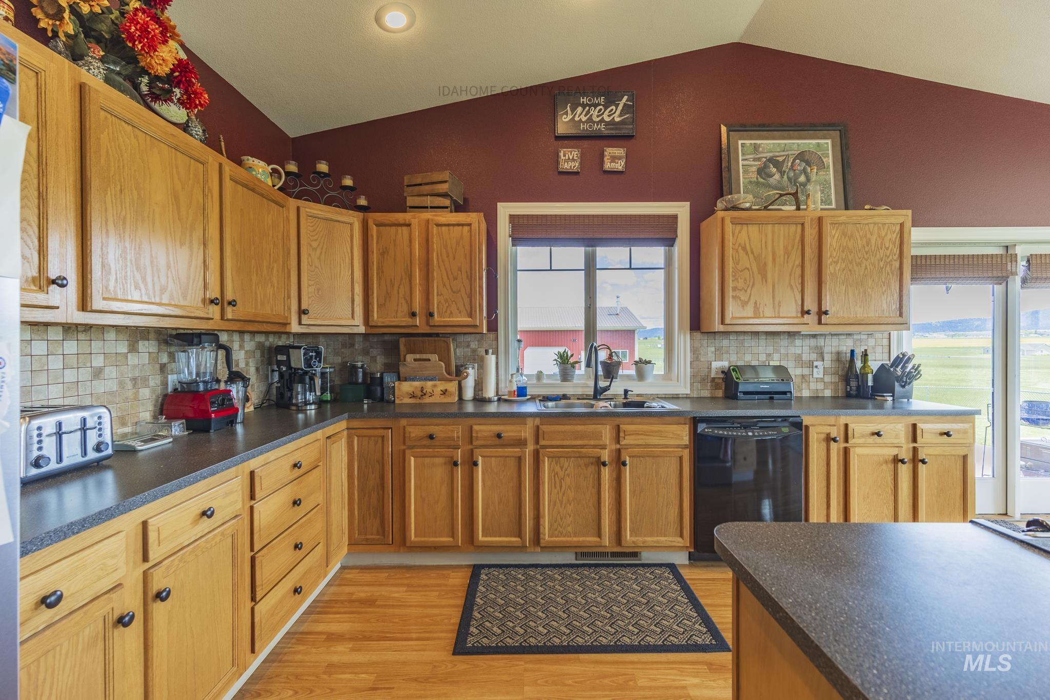 243 Meadow Grass Loop