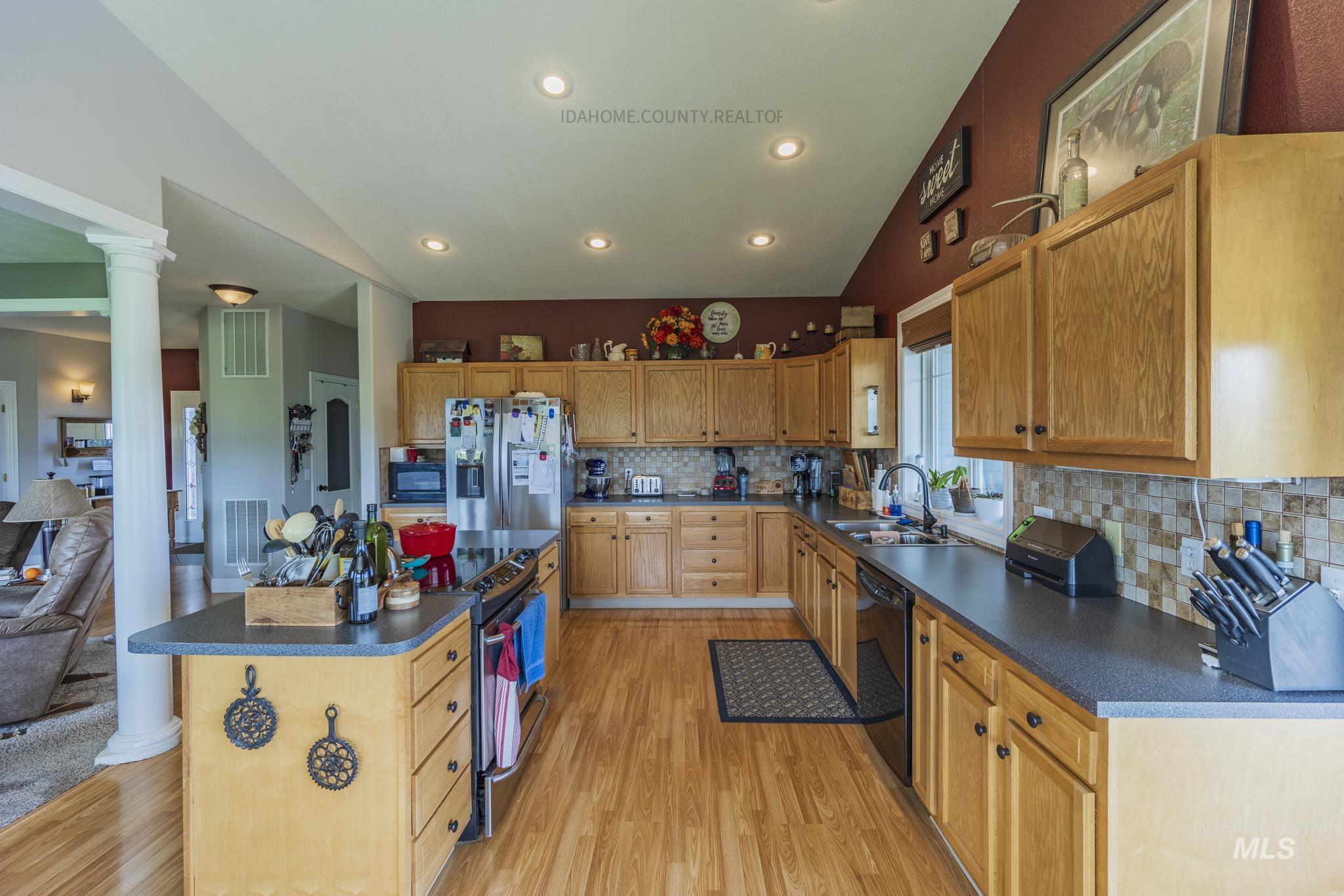 243 Meadow Grass Loop