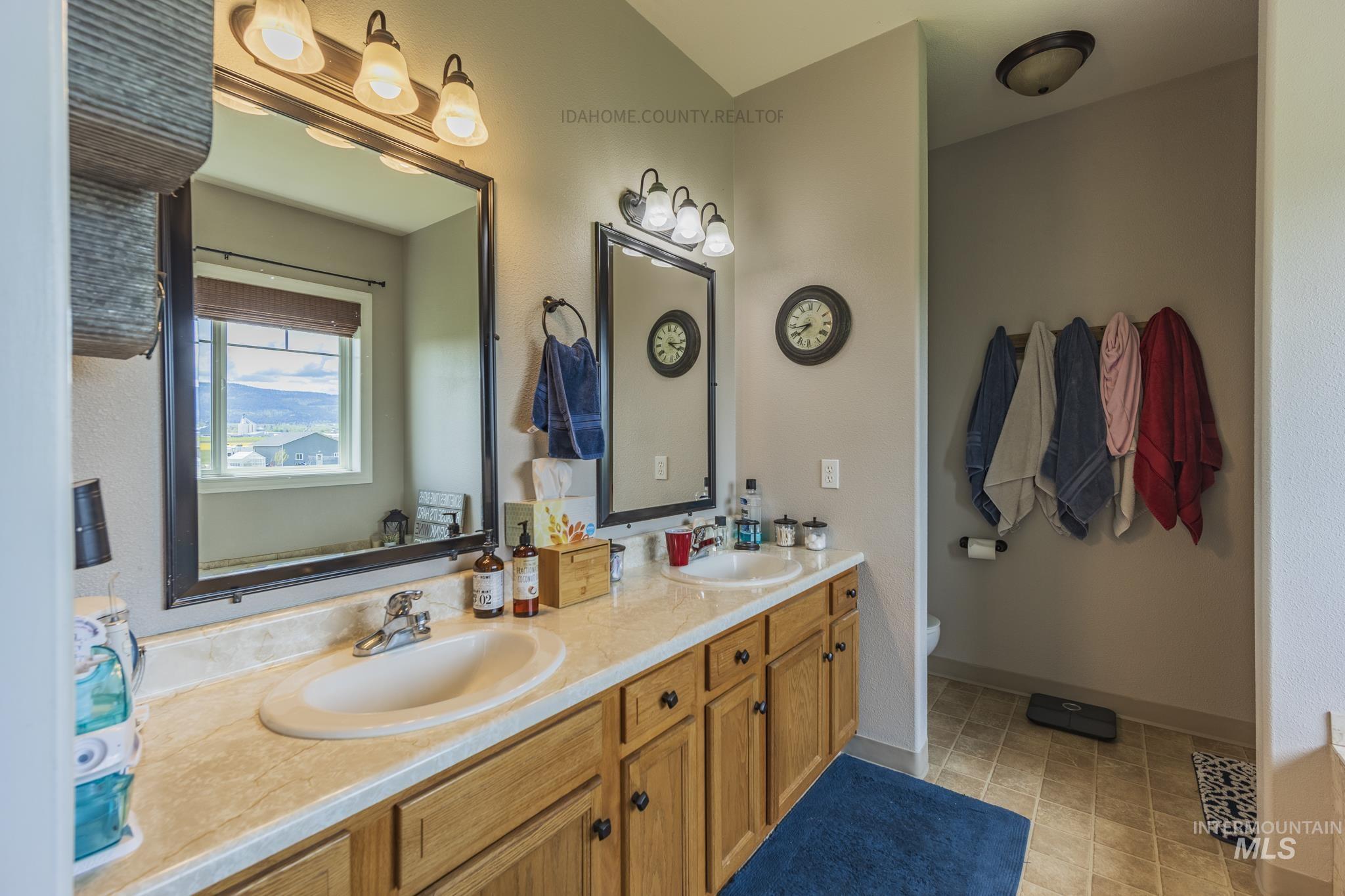 243 Meadow Grass Loop