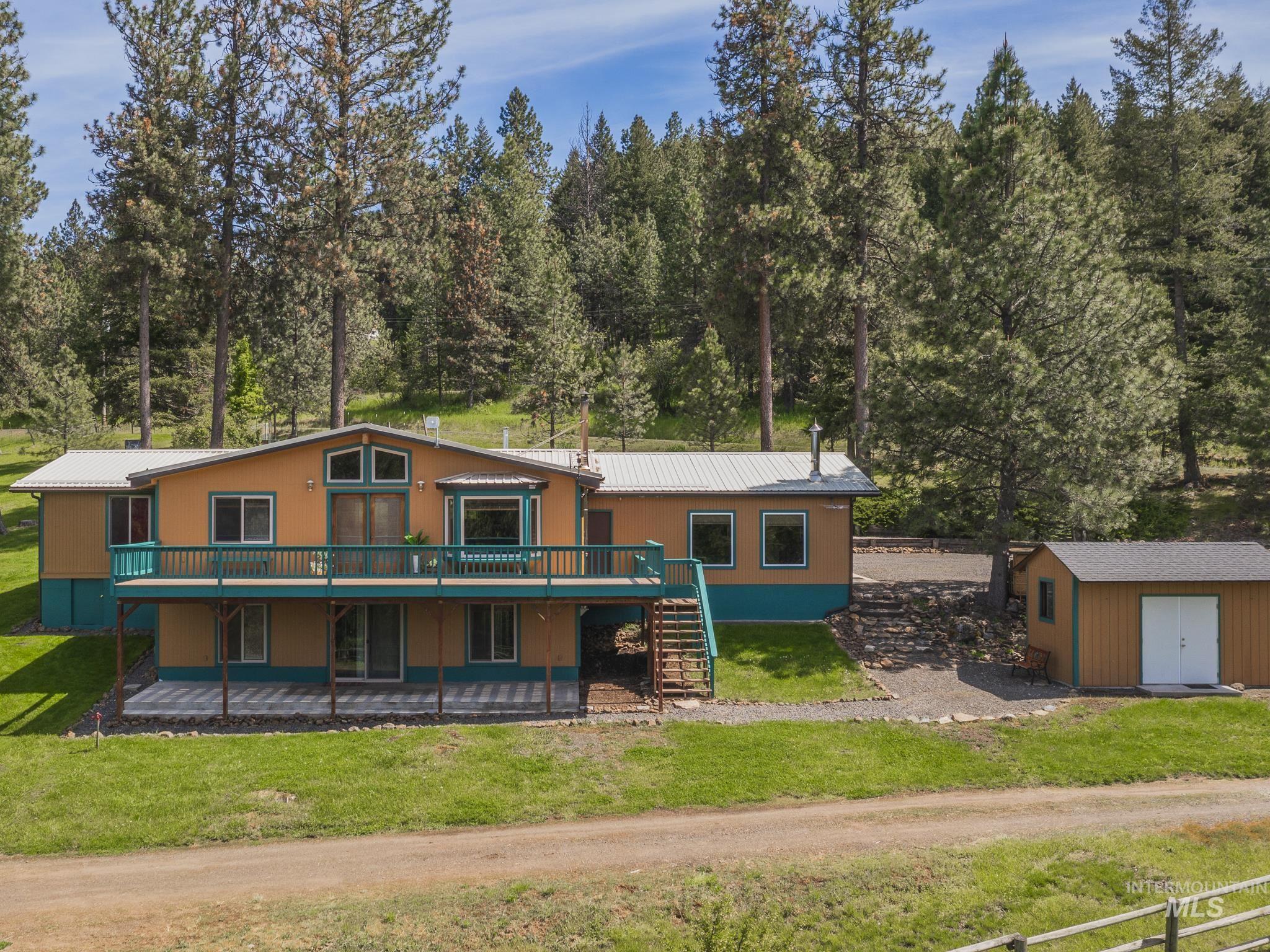 4 Deerwood Drive