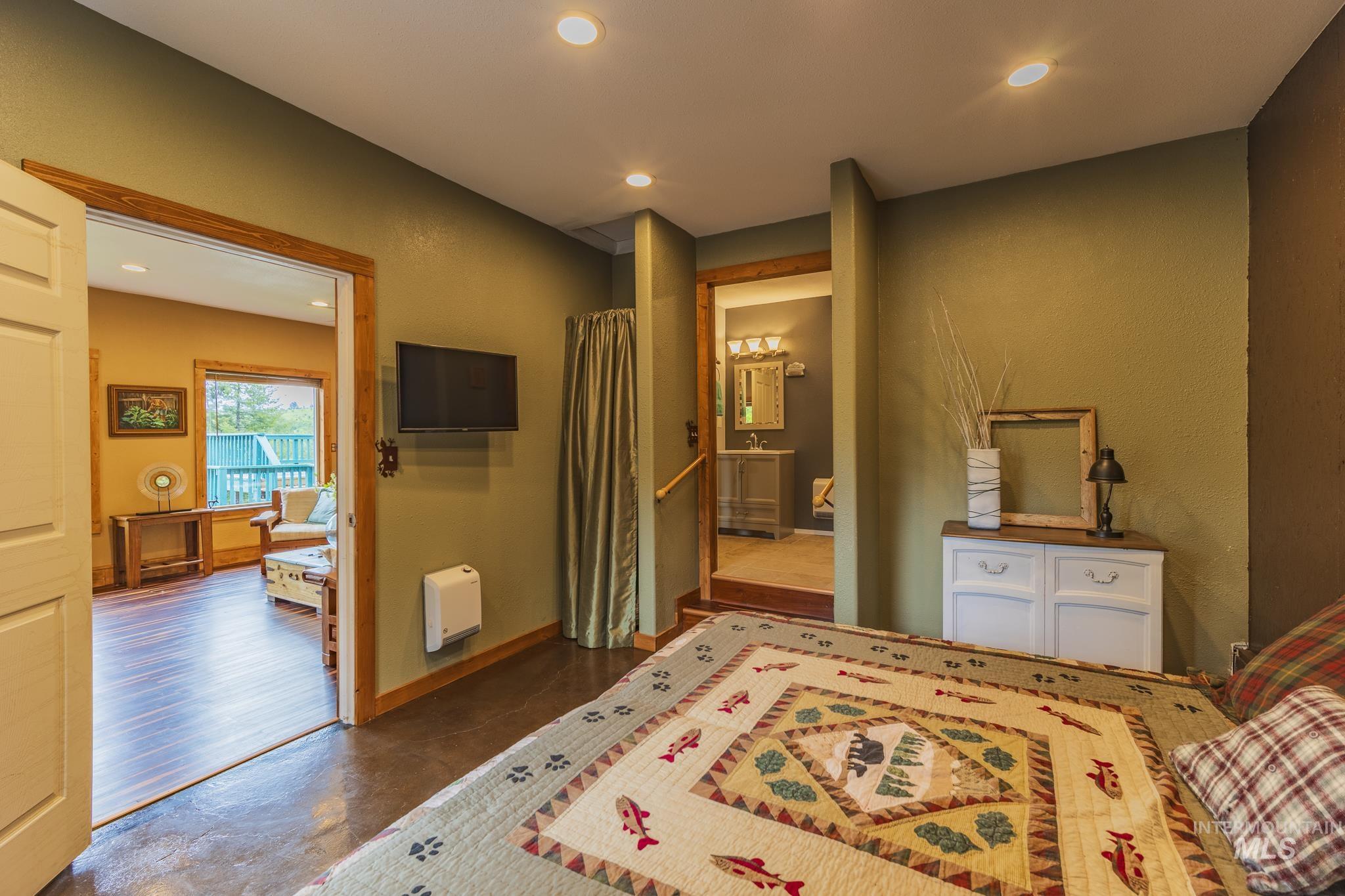 4 Deerwood Drive