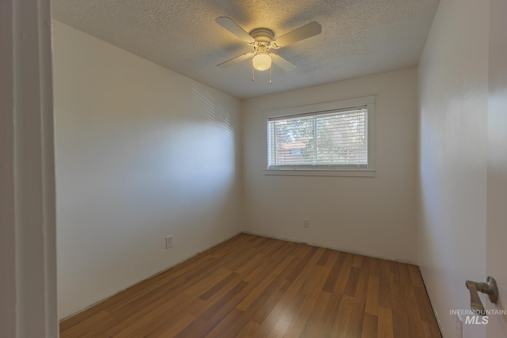 733 Maple Street