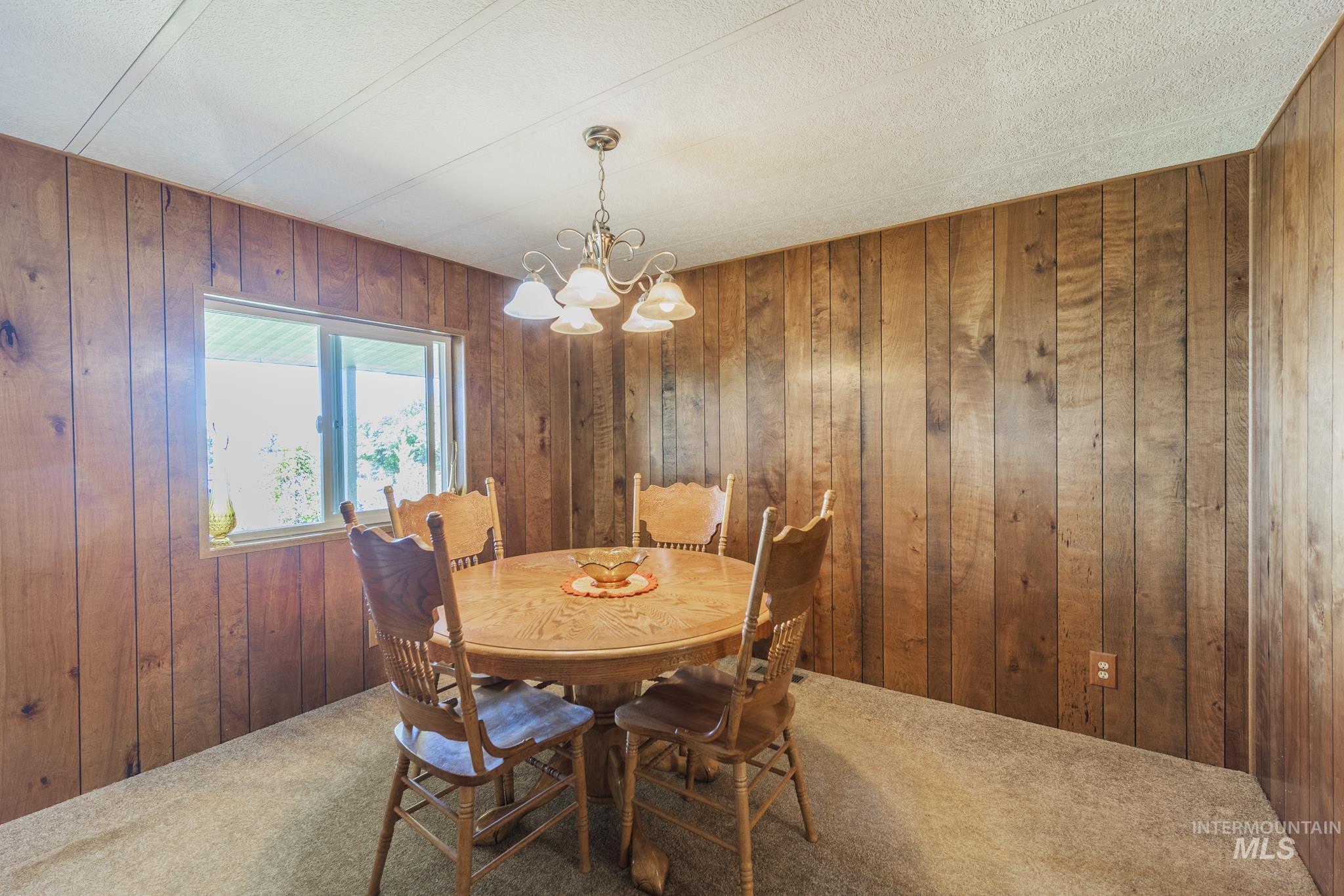 40740 Bobcat Ln