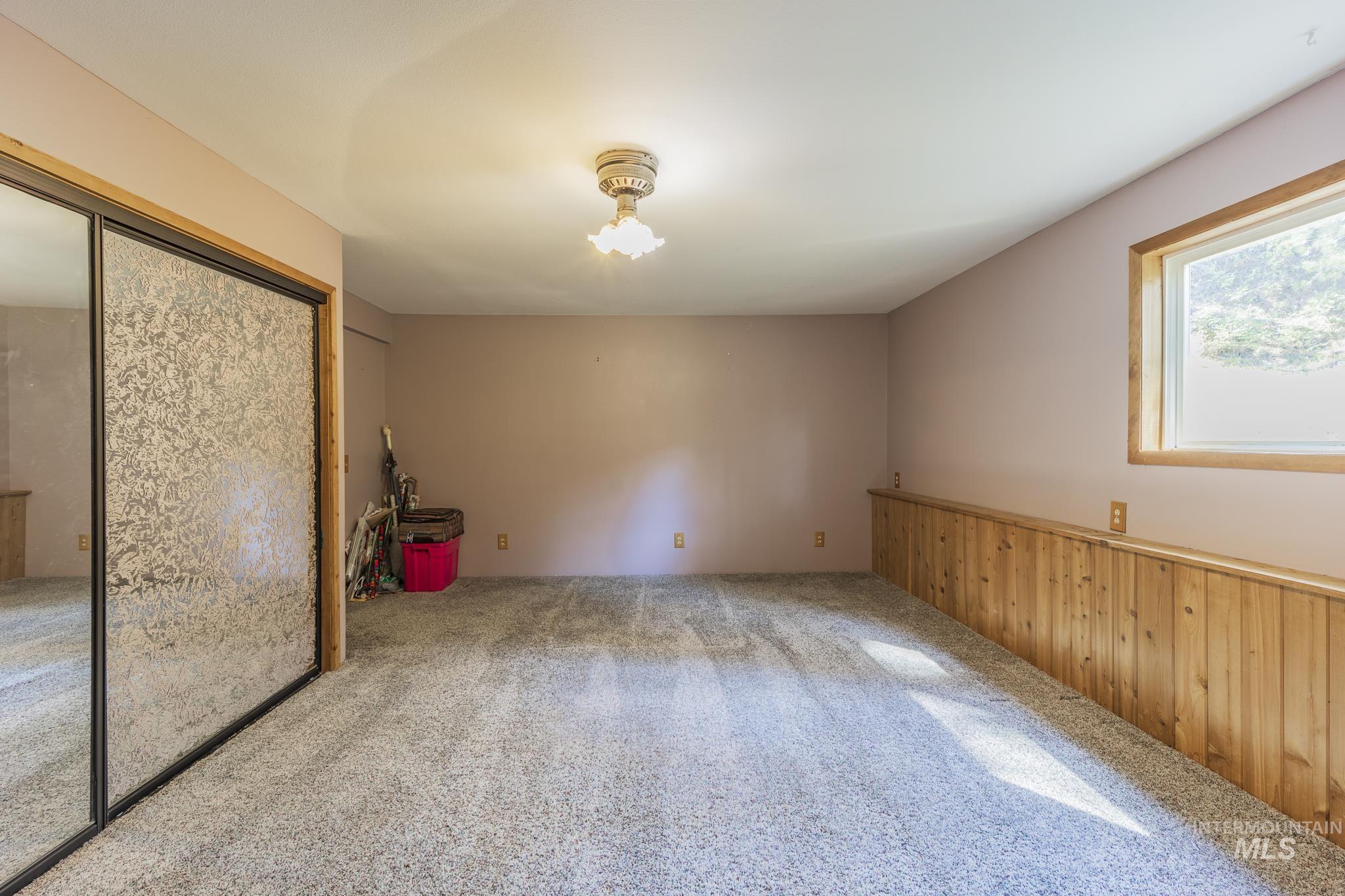 40740 Bobcat Ln