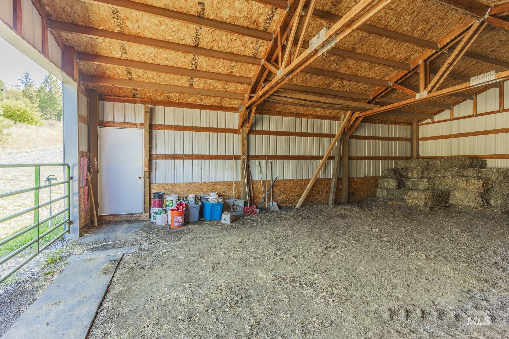 40740 Bobcat Ln