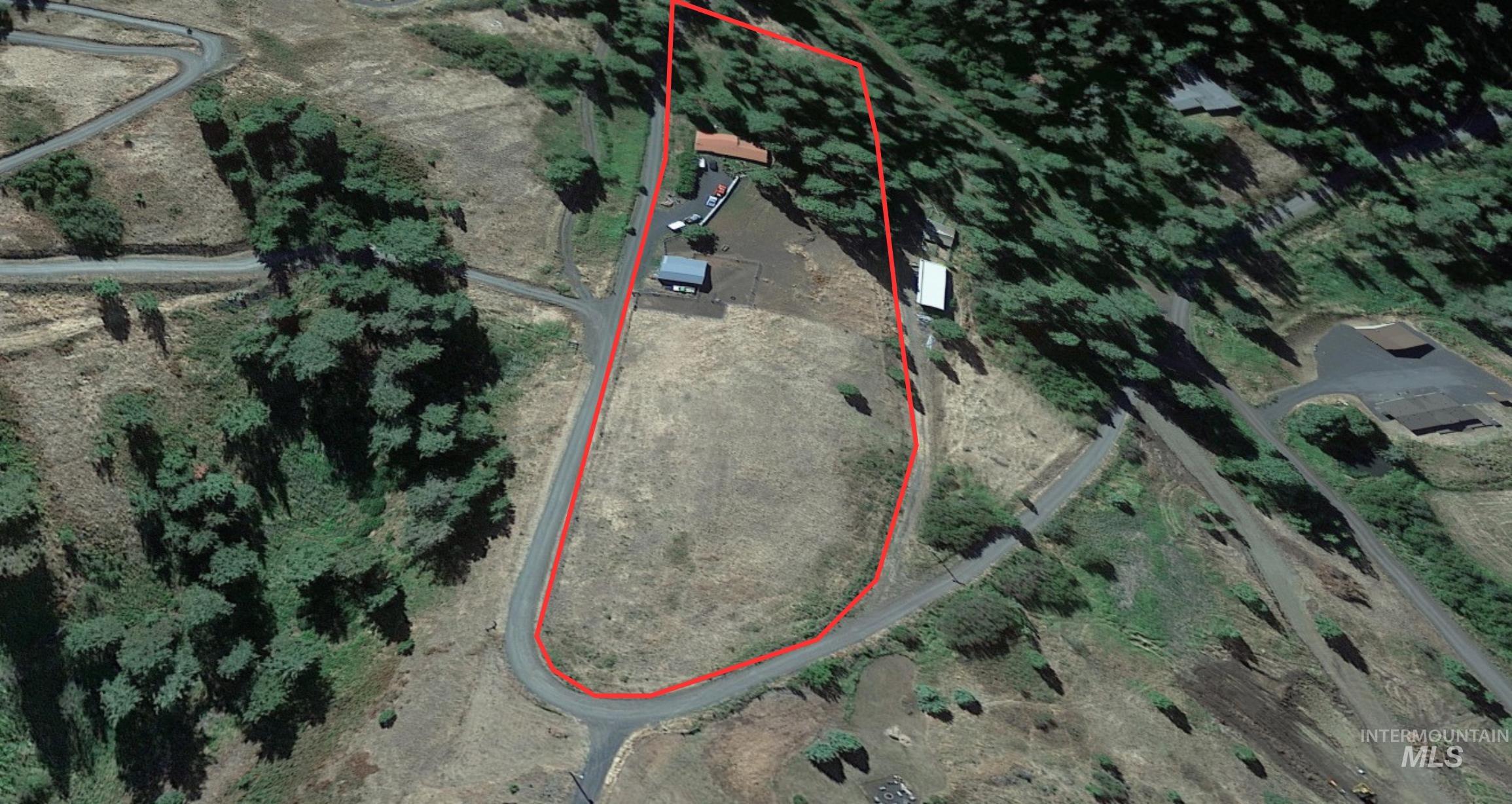 40740 Bobcat Ln