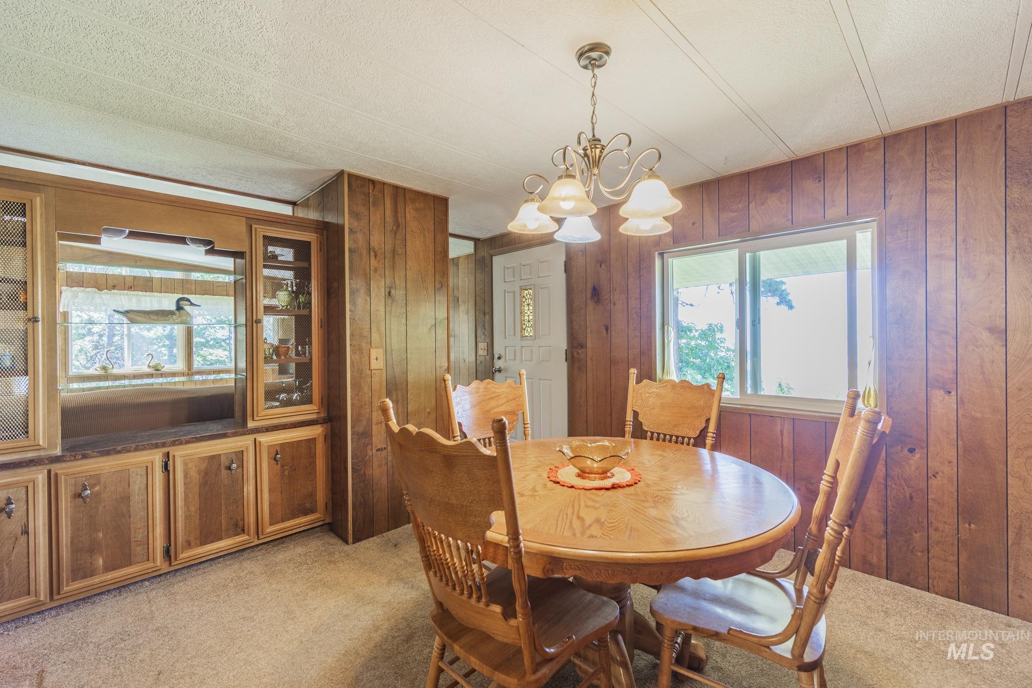 40740 Bobcat Ln