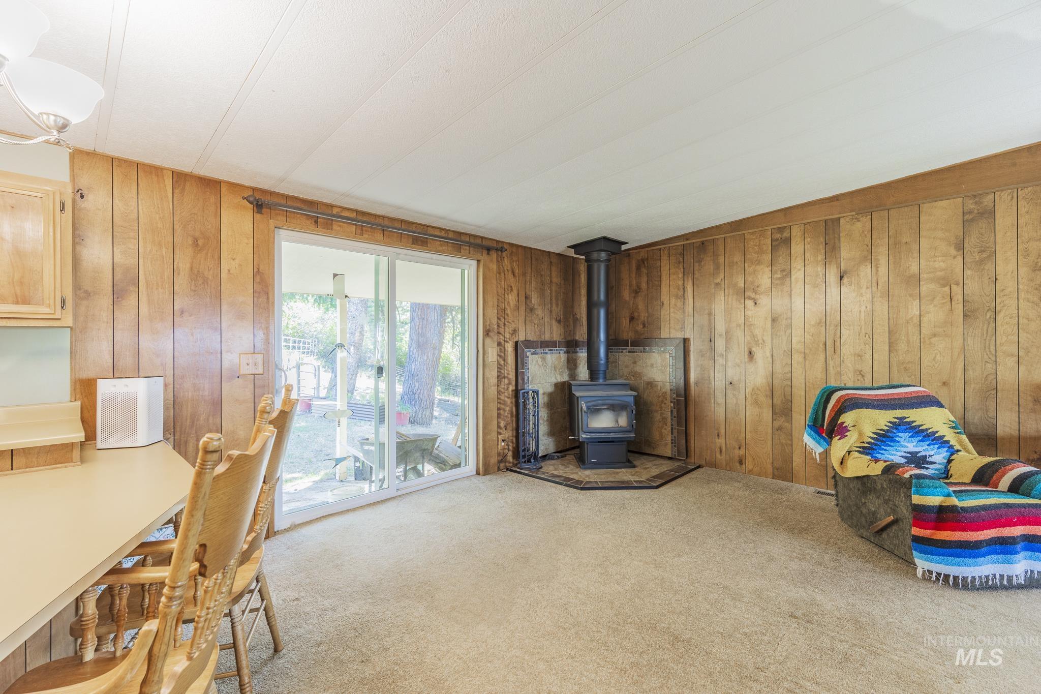 40740 Bobcat Ln