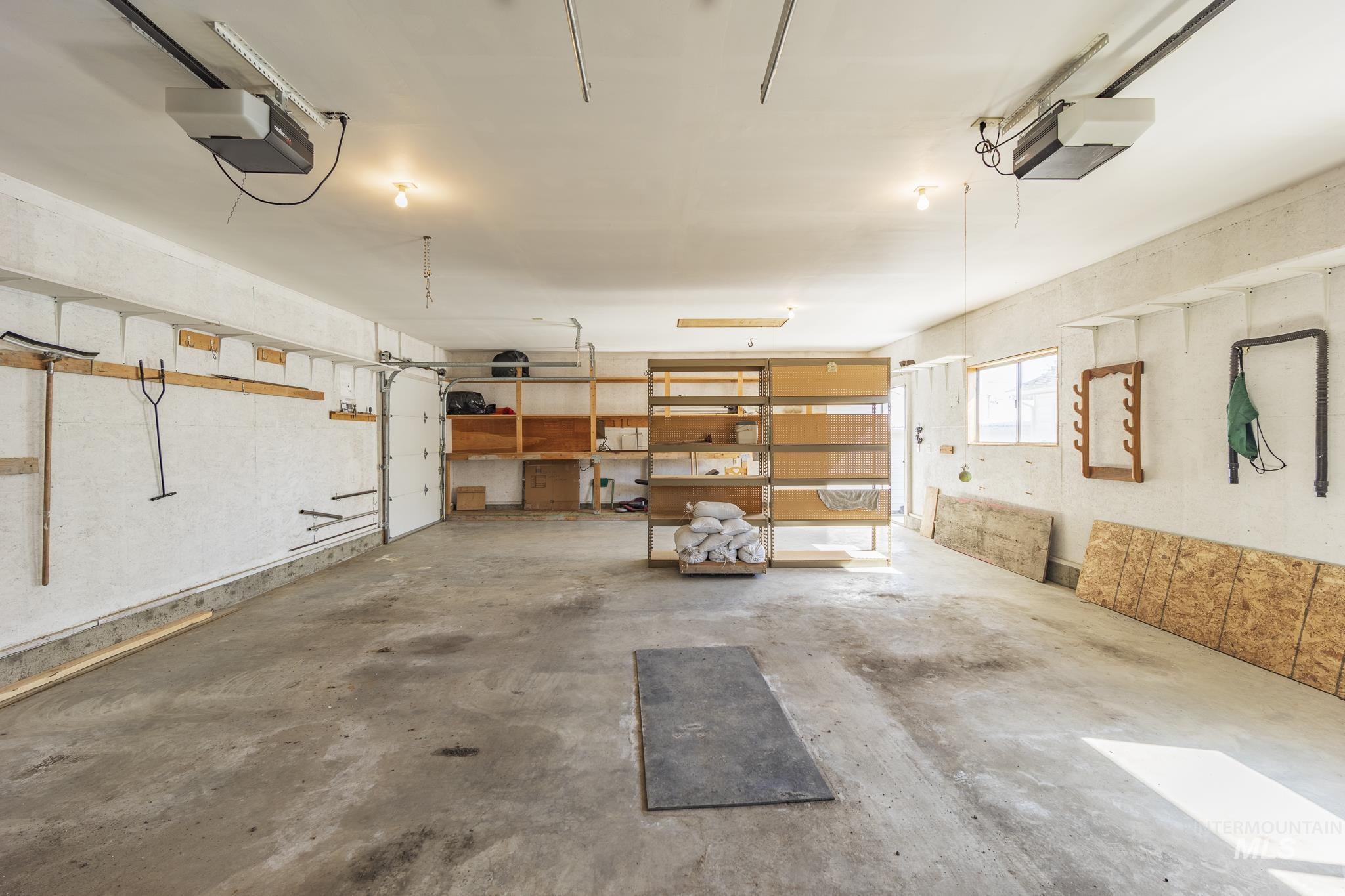 512 Hogan Street