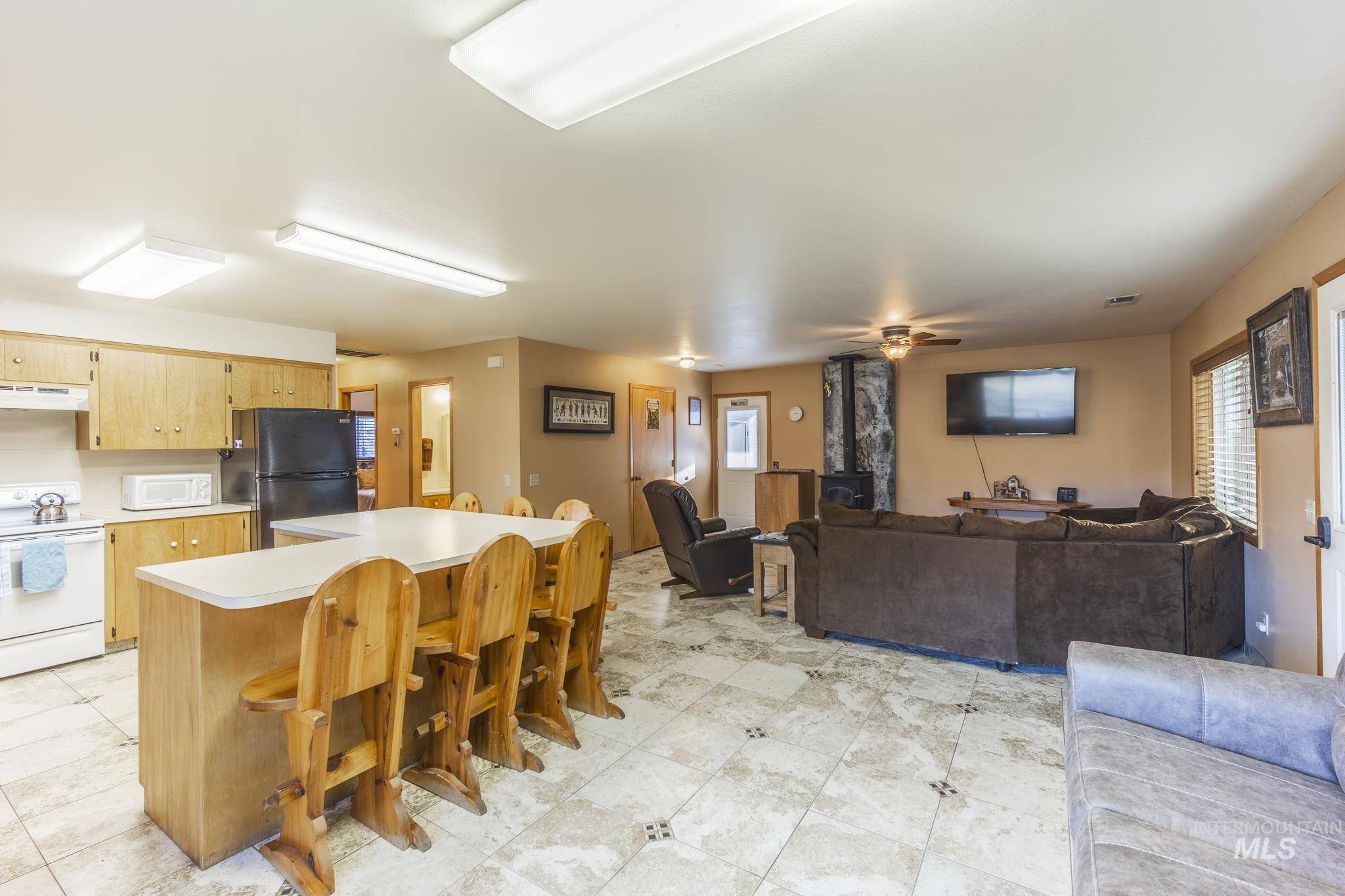 315 River St