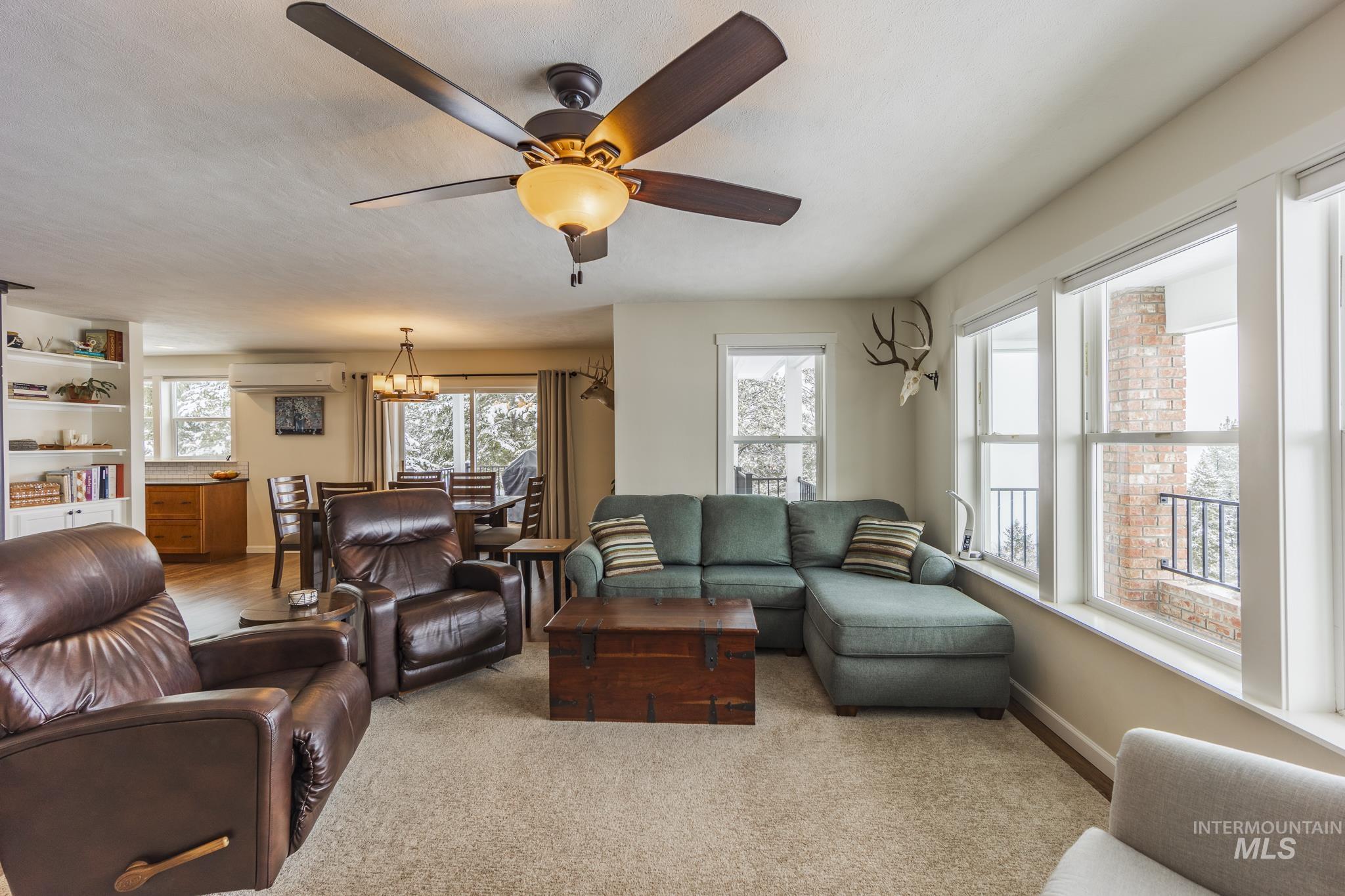 1323 Battle Ridge Rd.