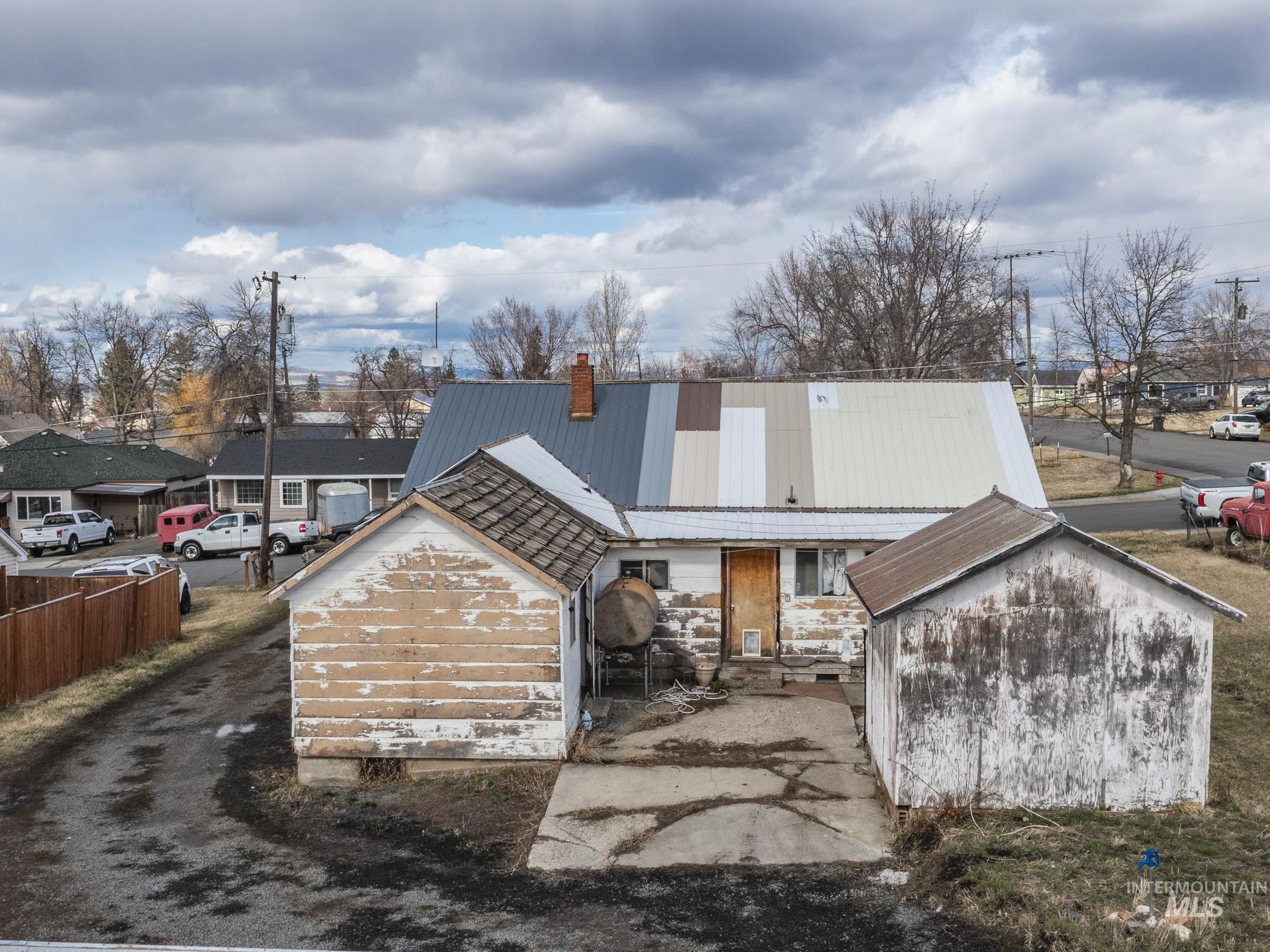 134 E South 7th