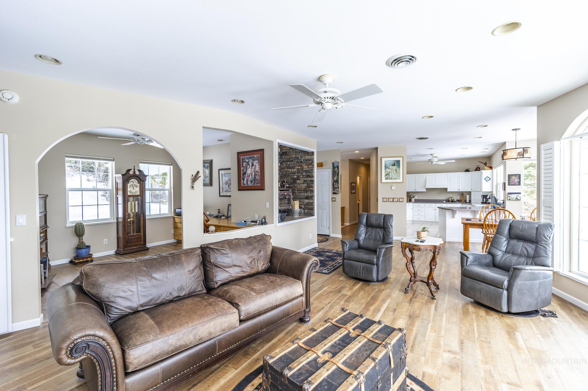 454 Cove Rd