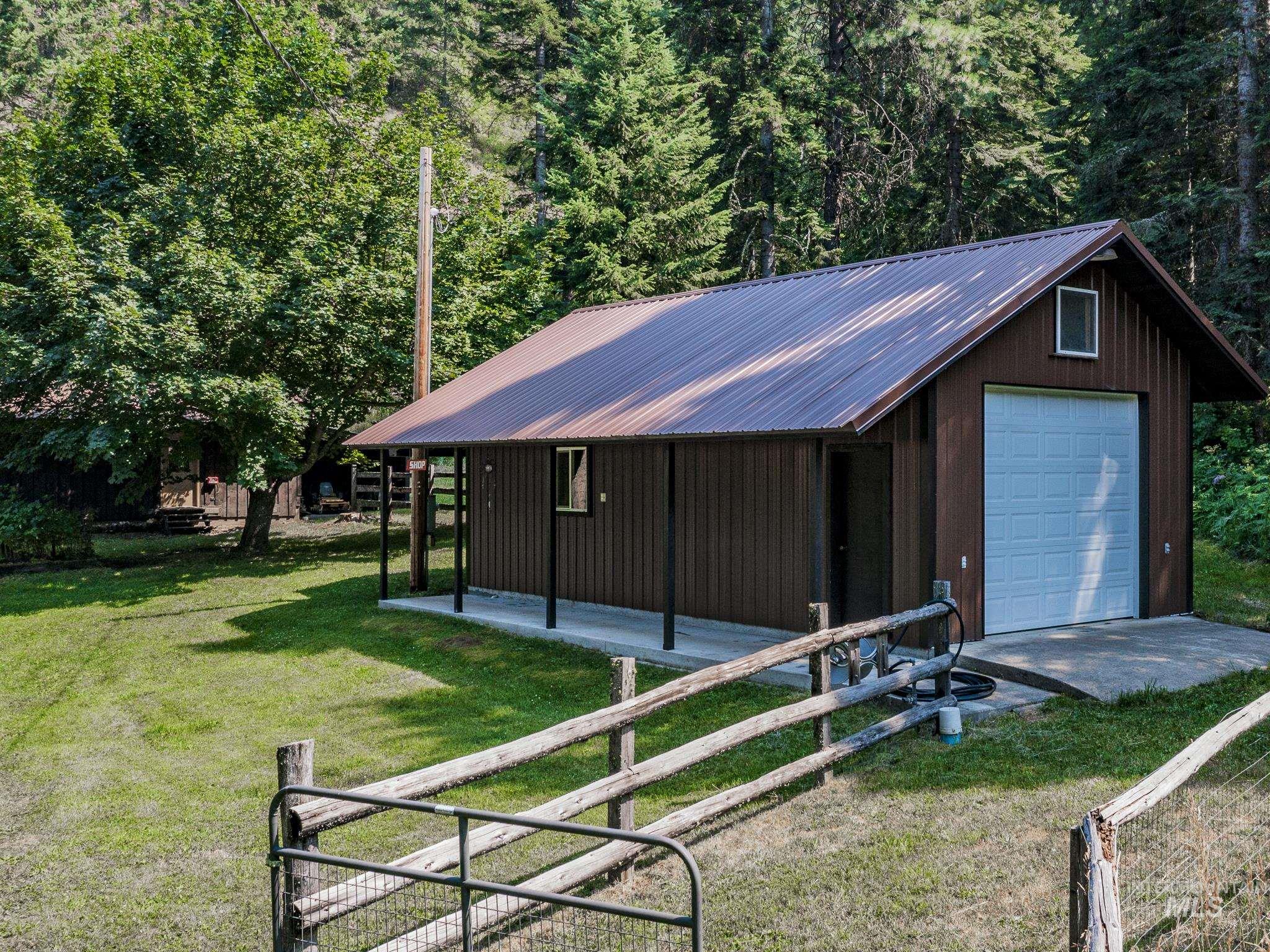 191 Crooked Rd