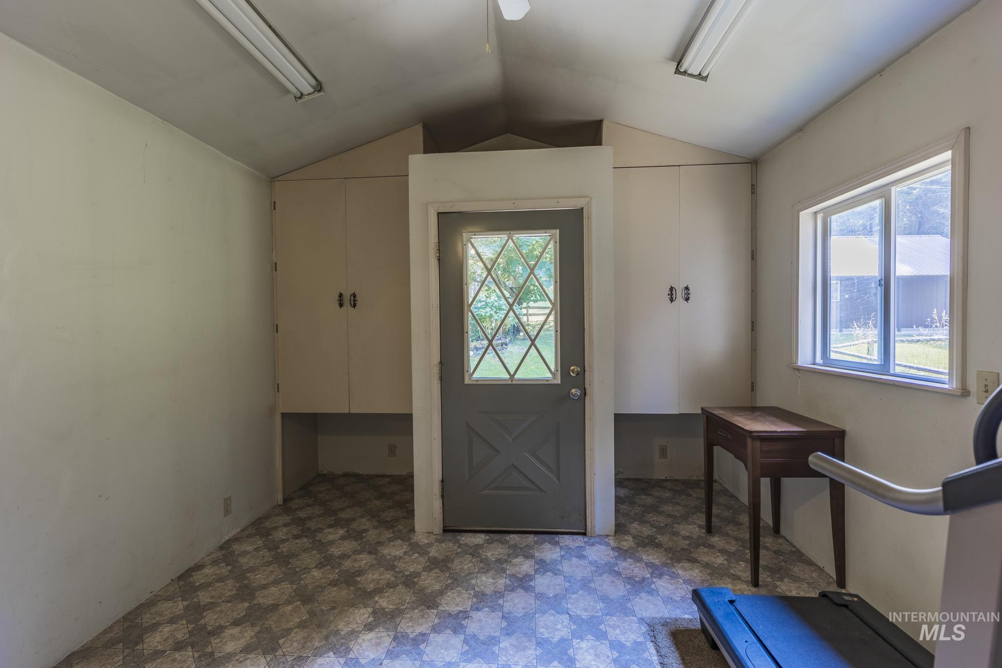 191 Crooked Rd