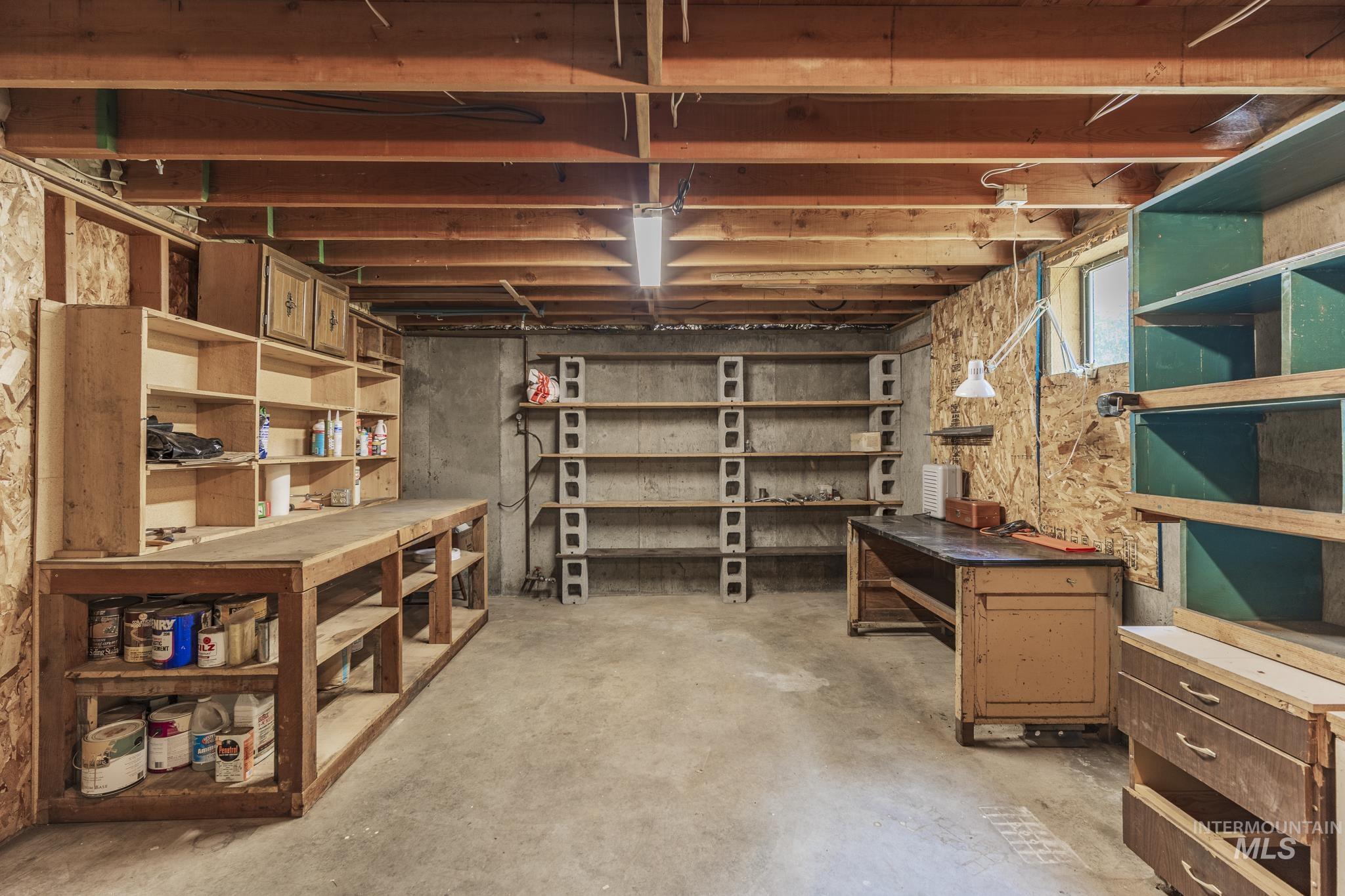 191 Crooked Rd