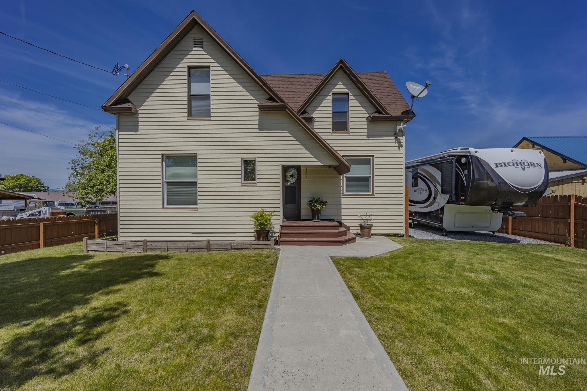 707 Elk Street