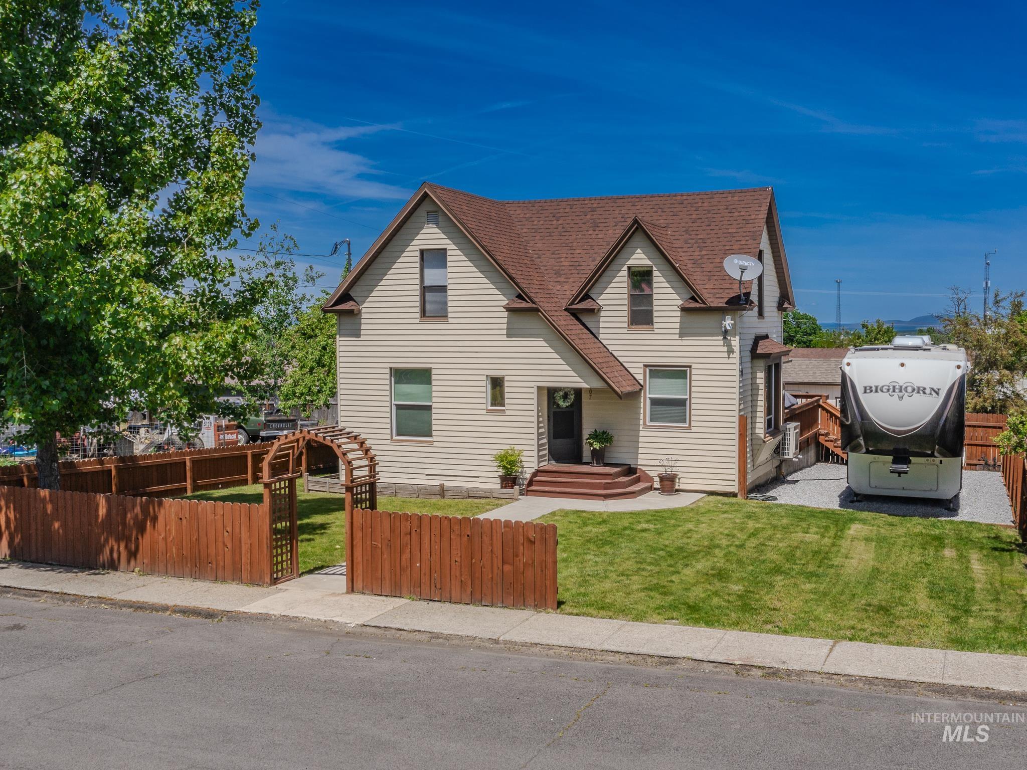707 Elk Street