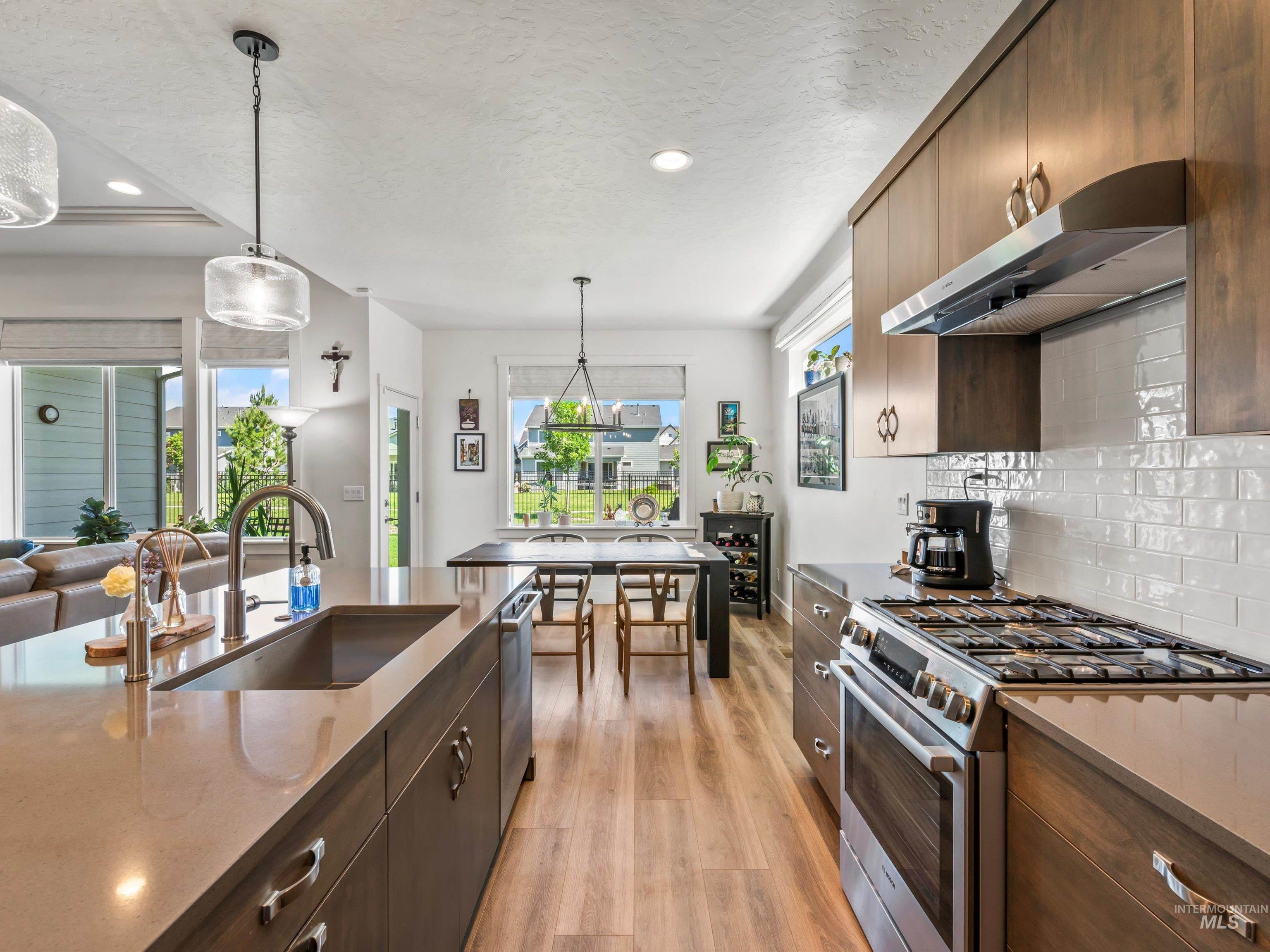 10366 Loneleaf Drive