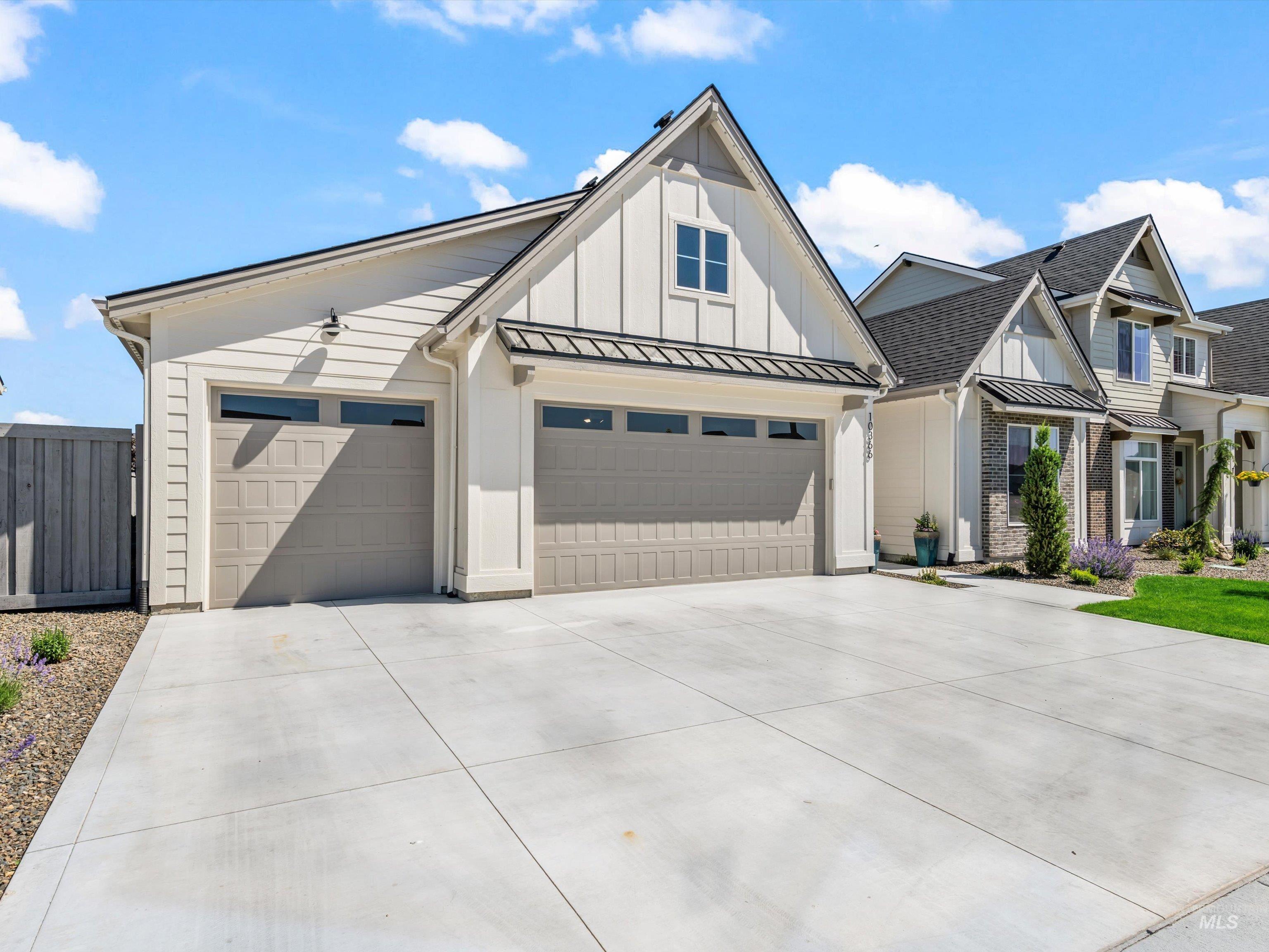 10366 Loneleaf Drive