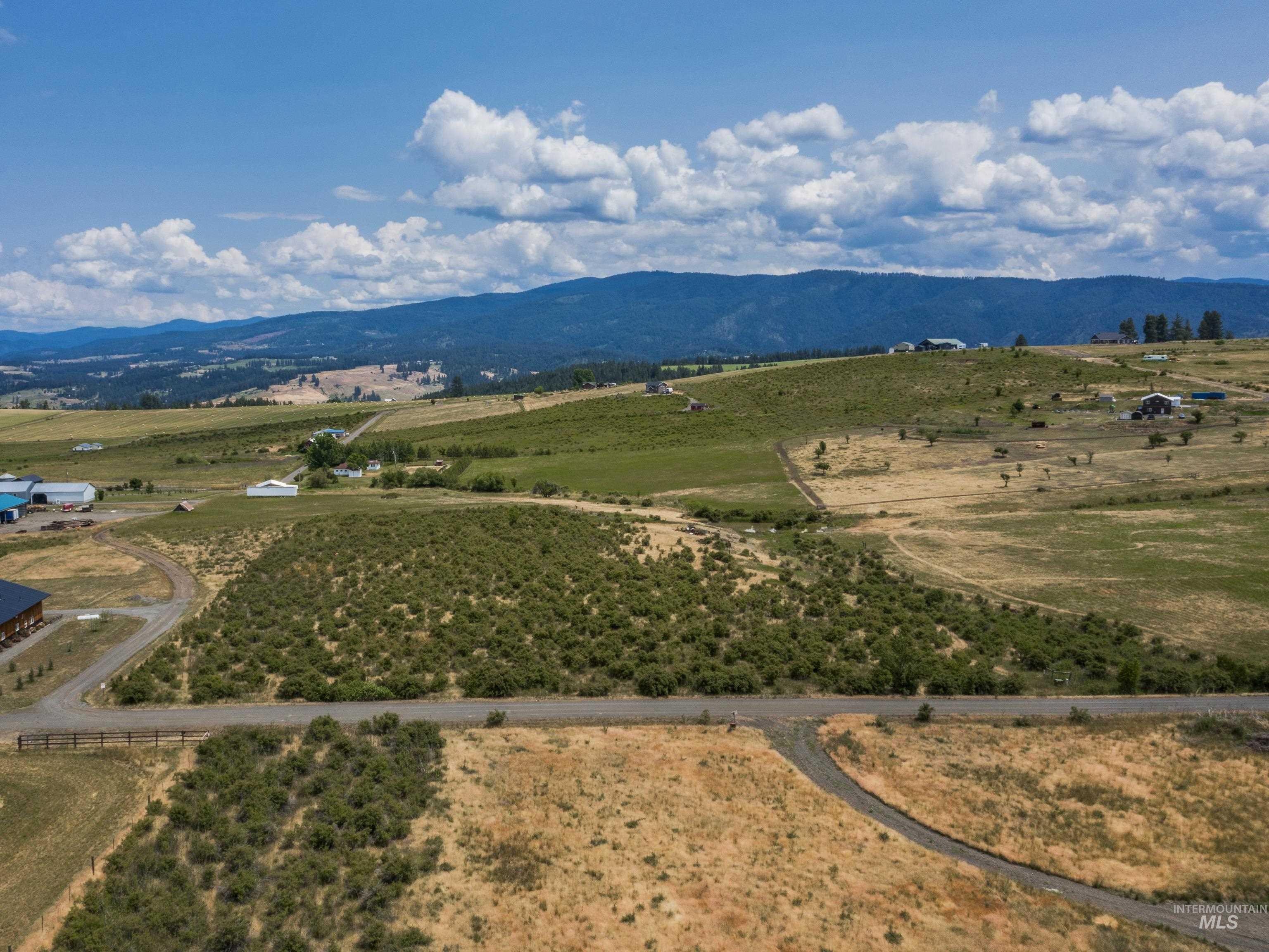 TBD Mountain View Lane