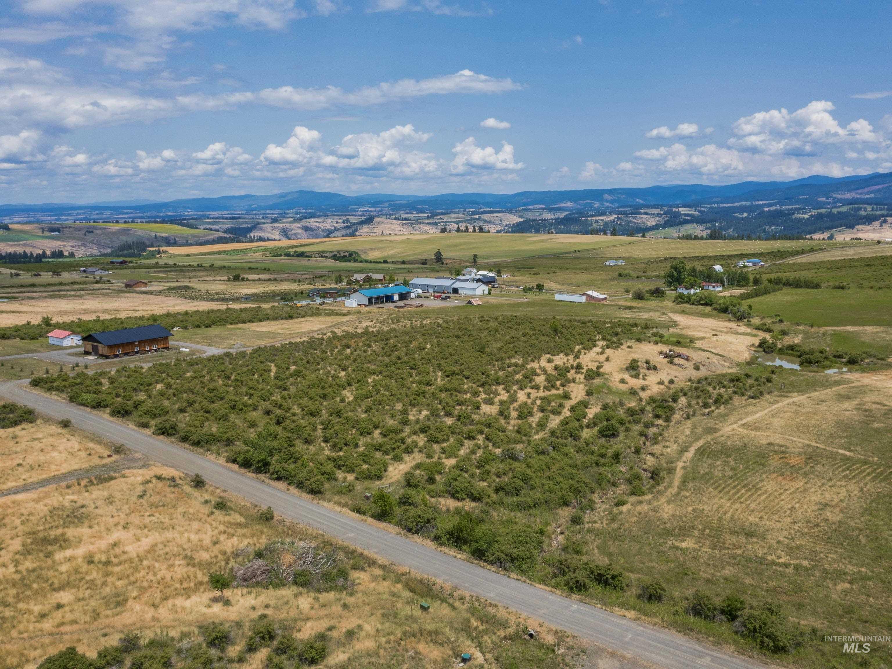 TBD Mountain View Lane
