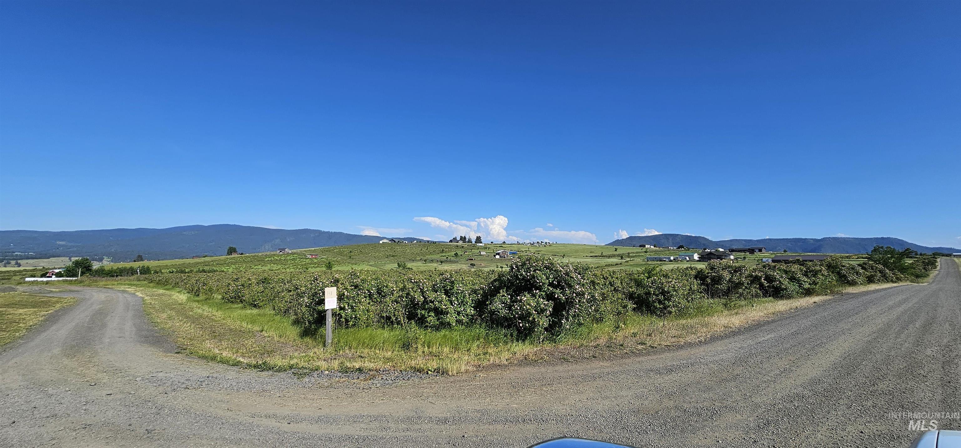 TBD Mountain View Lane