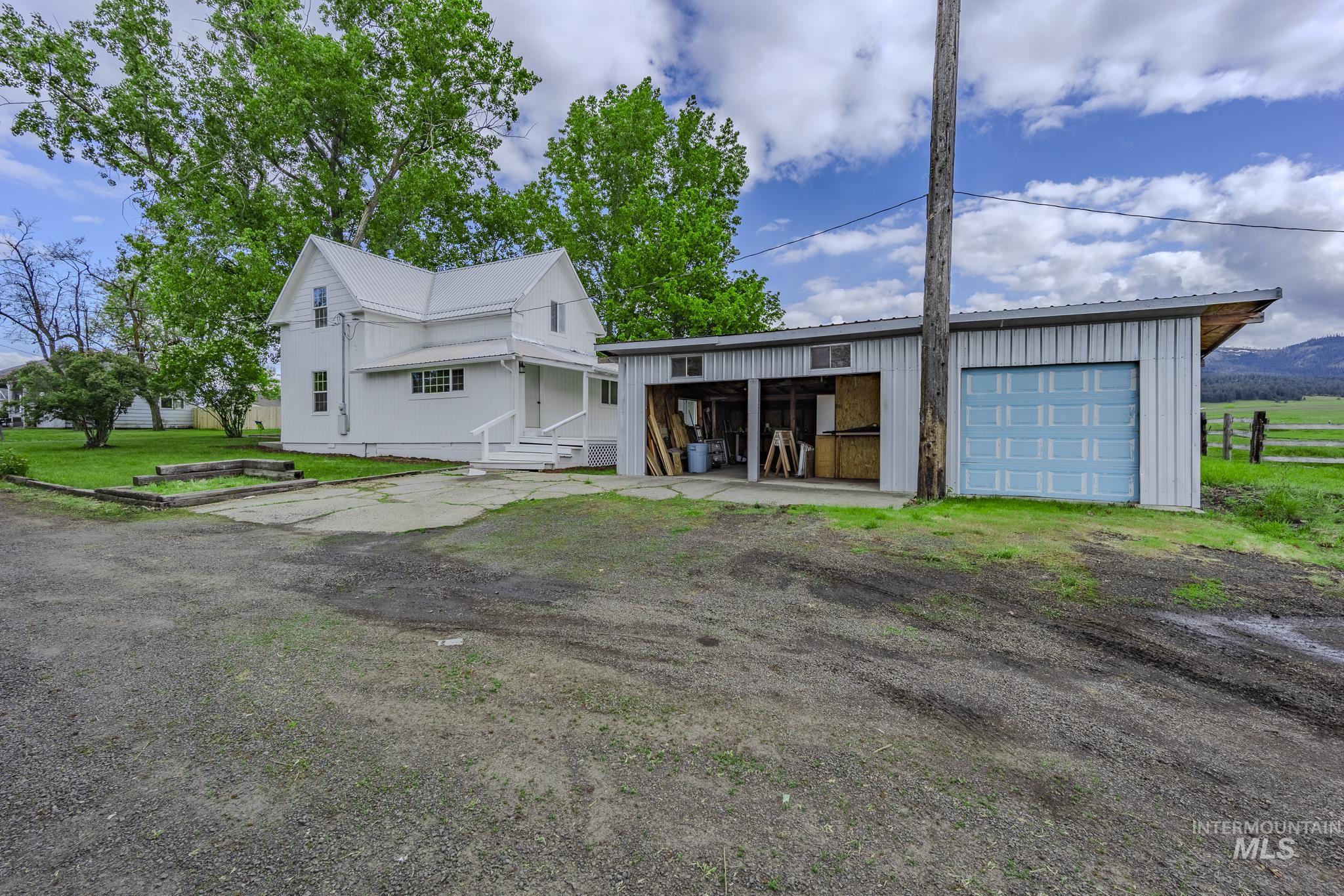 1304 Scott Street
