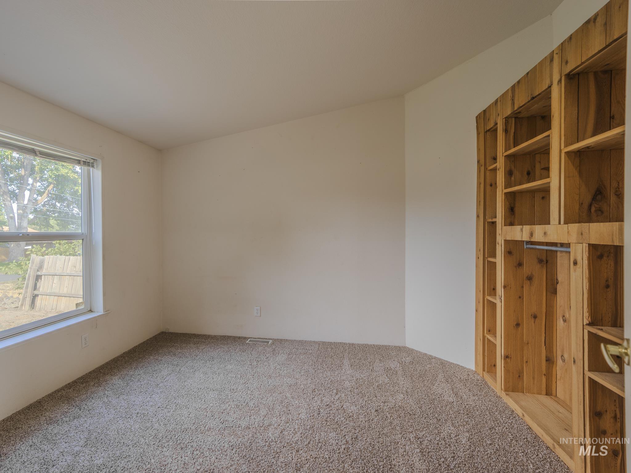 1416 Cedar Ave.