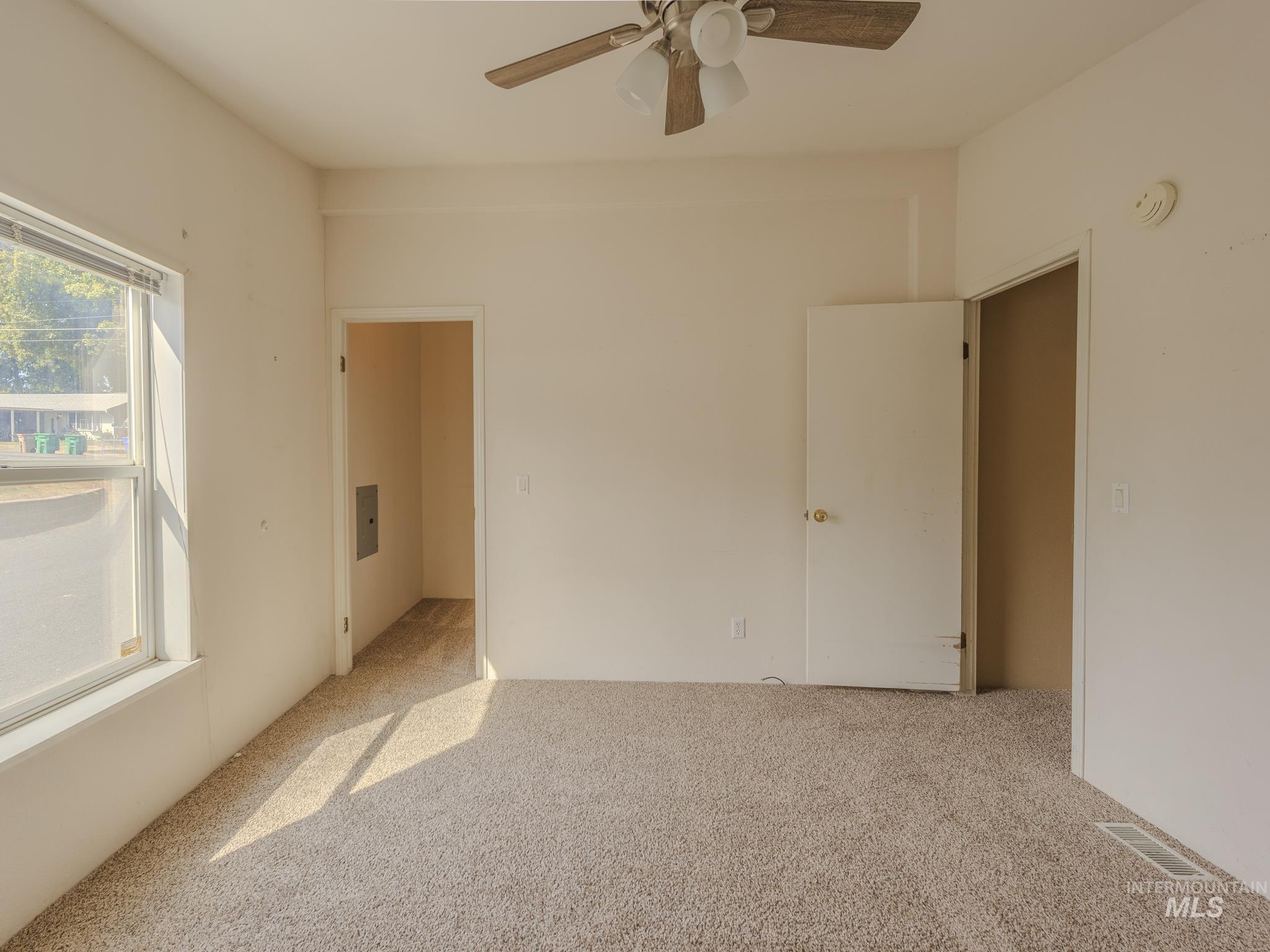 1416 Cedar Ave.