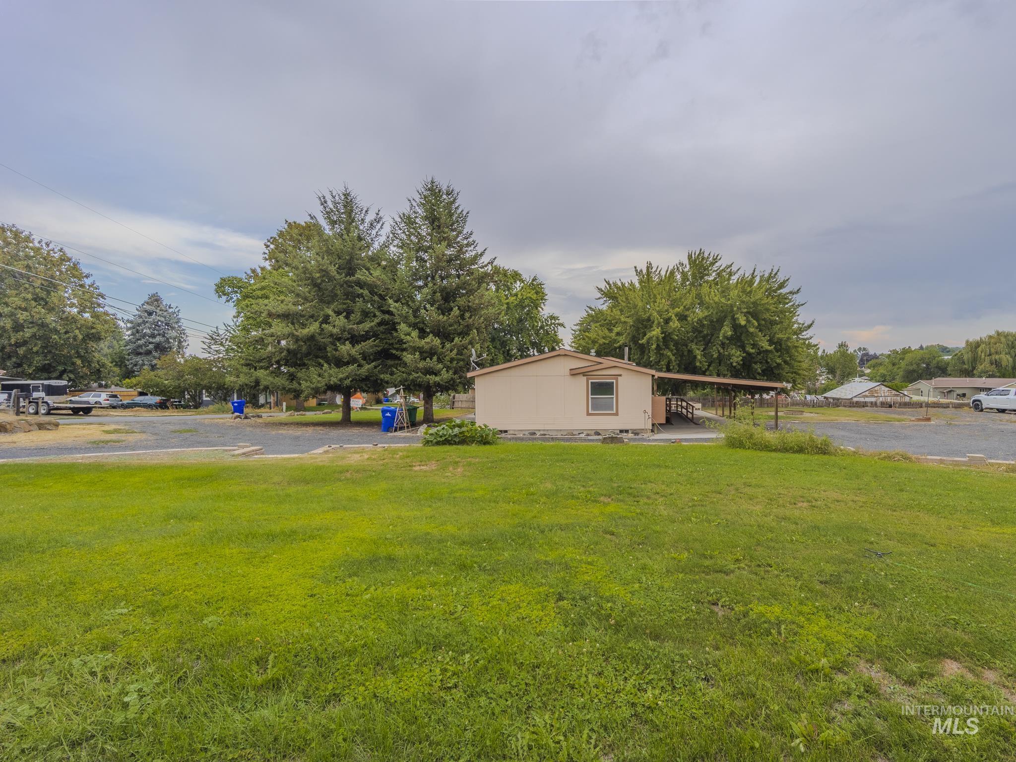 1416 Cedar Ave.