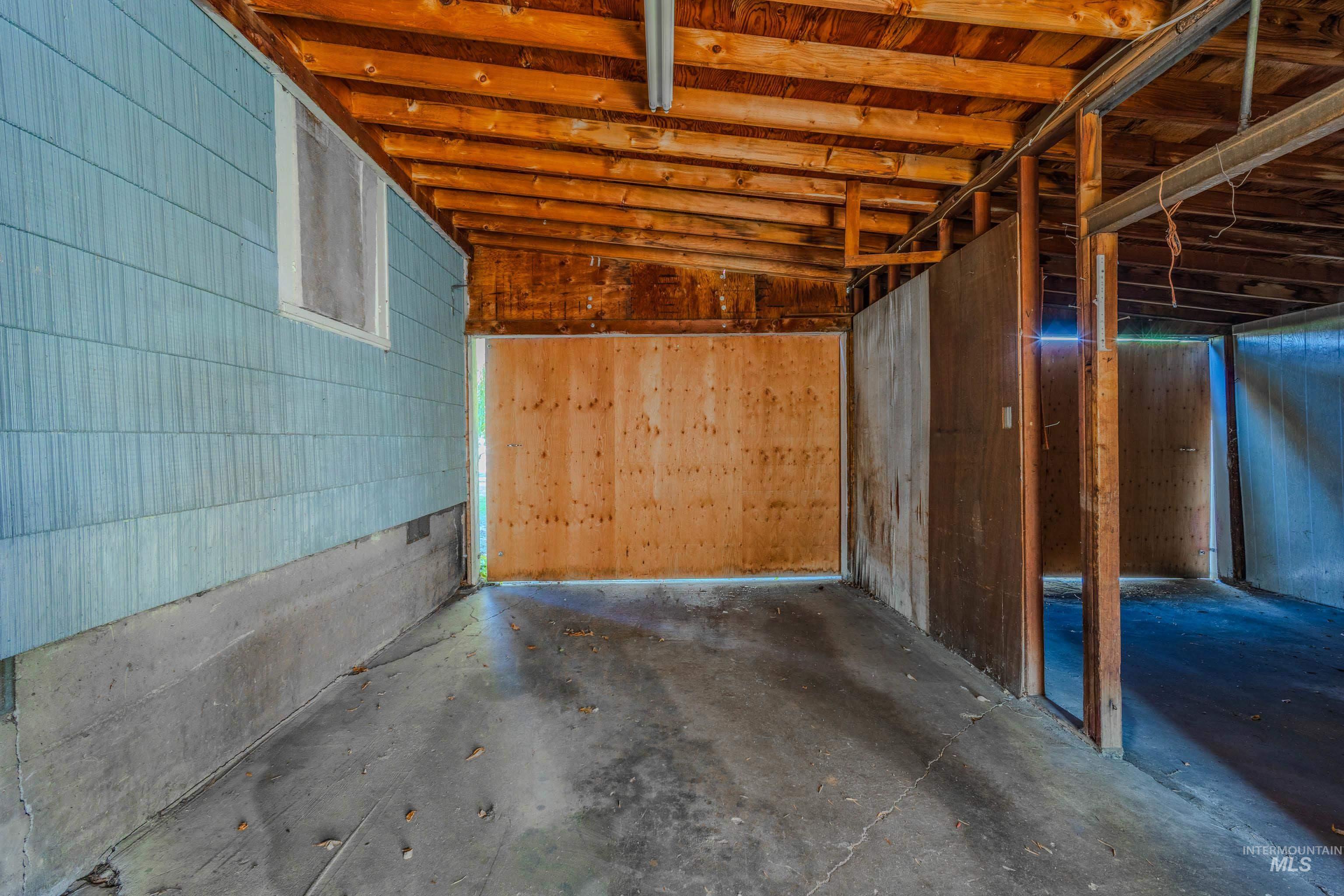 316 W North 4th St