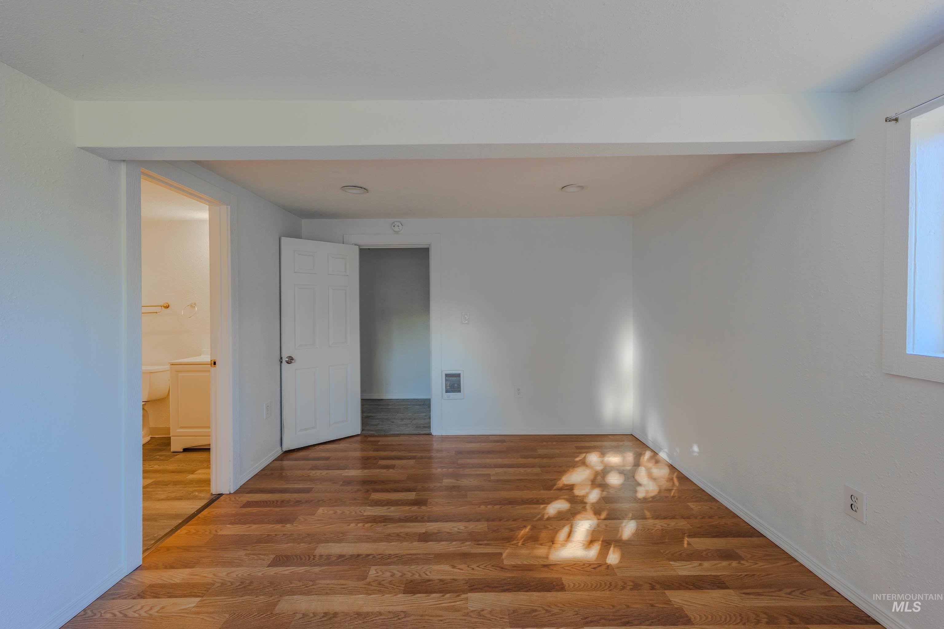316 W North 4th St