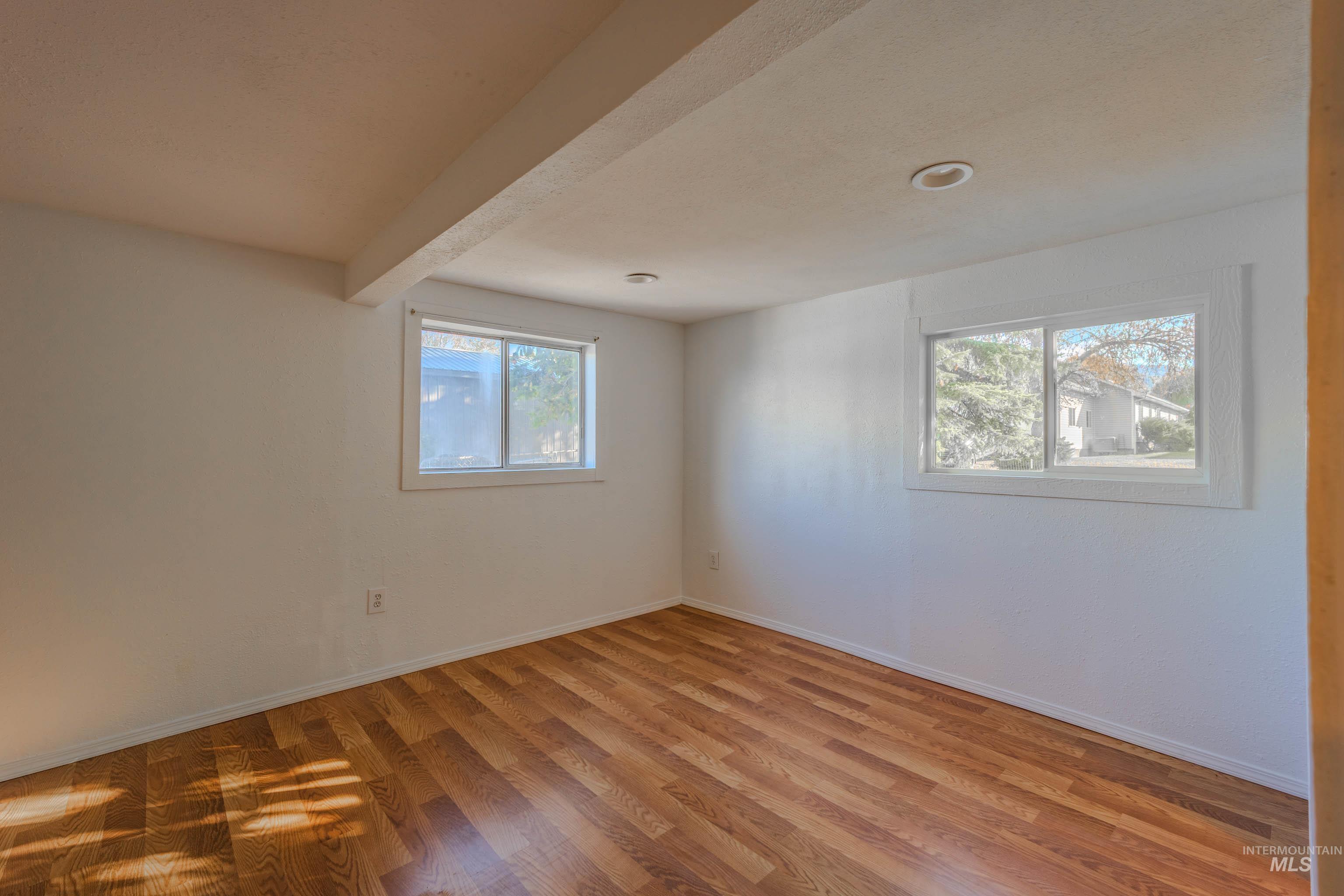 316 W North 4th St