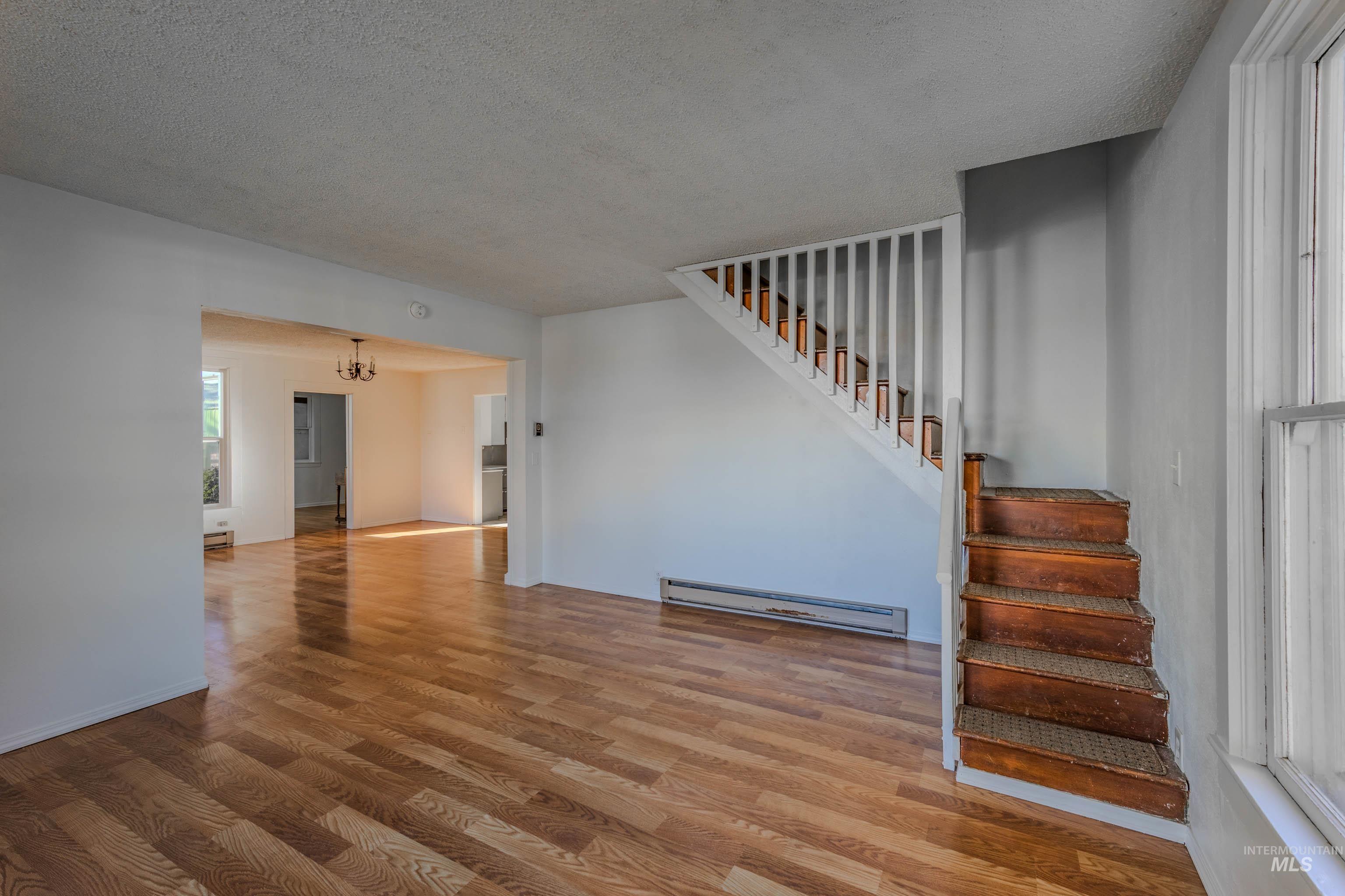 316 W North 4th St