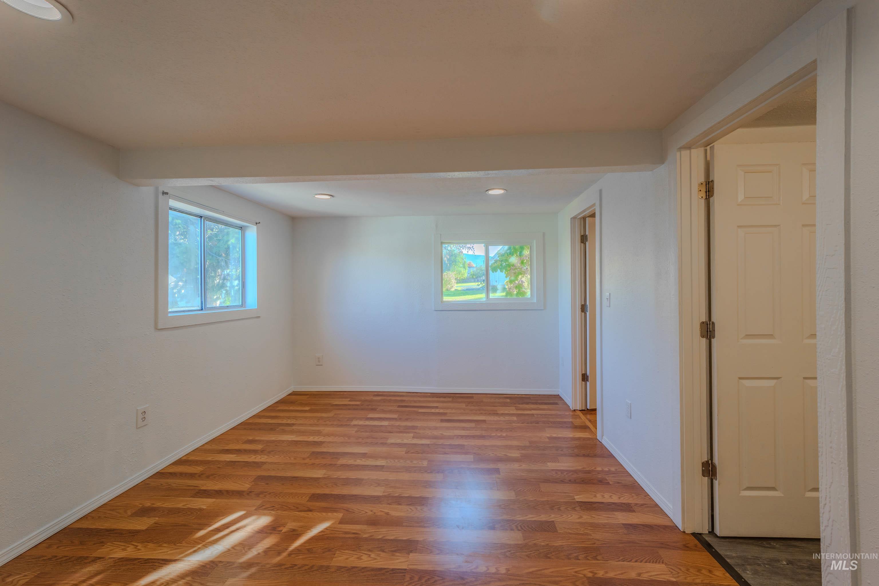 316 W North 4th St
