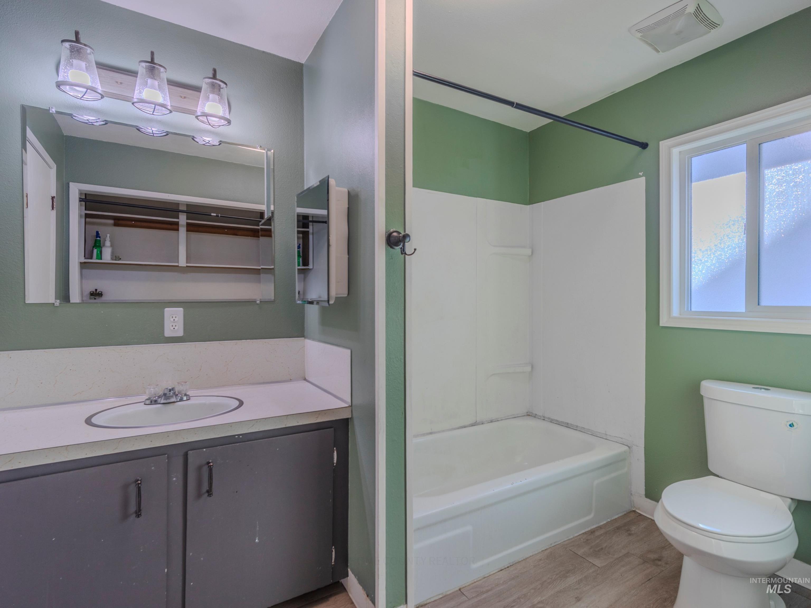 130 E North 2nd Street