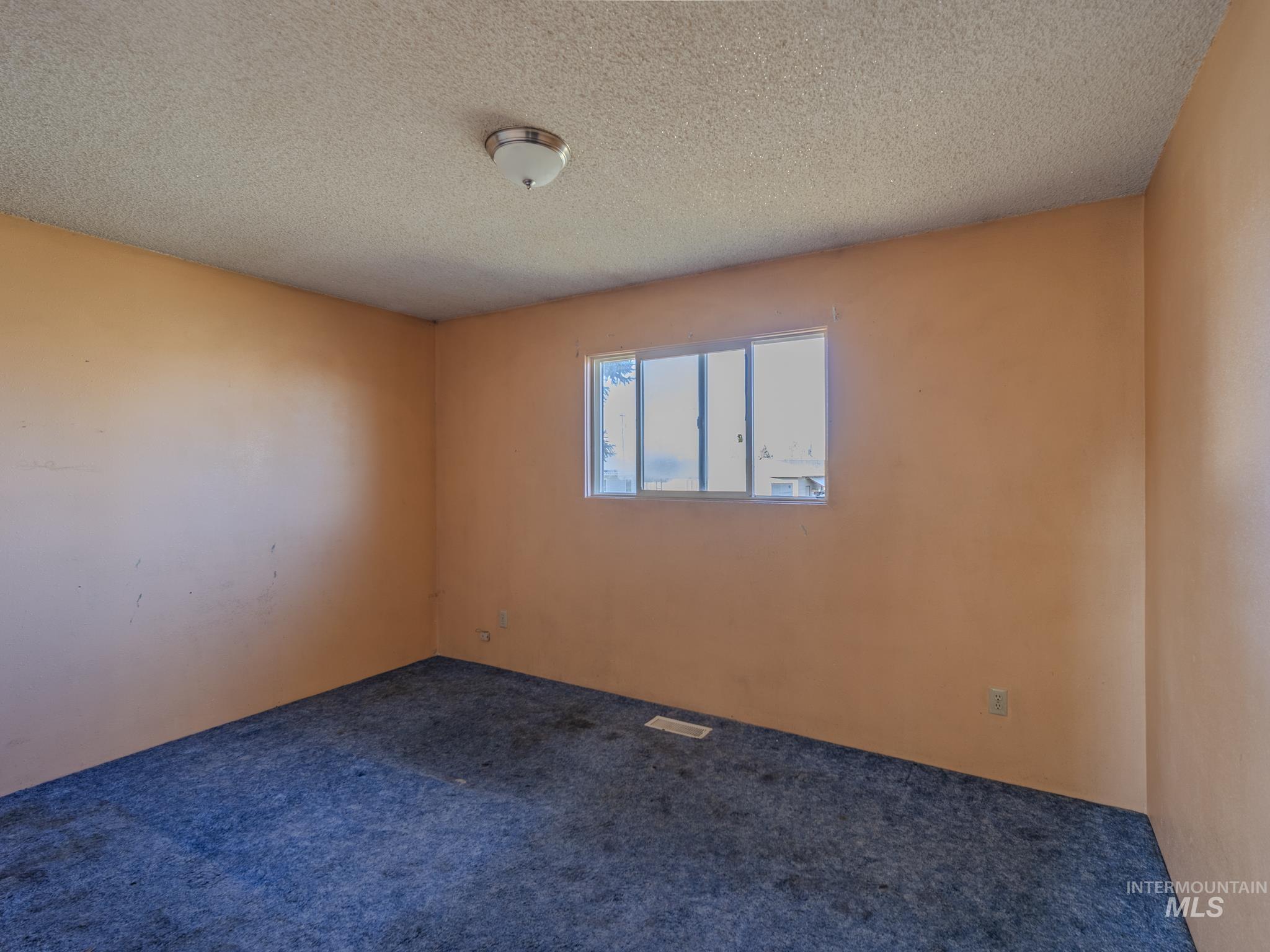 425 W N 5th St.