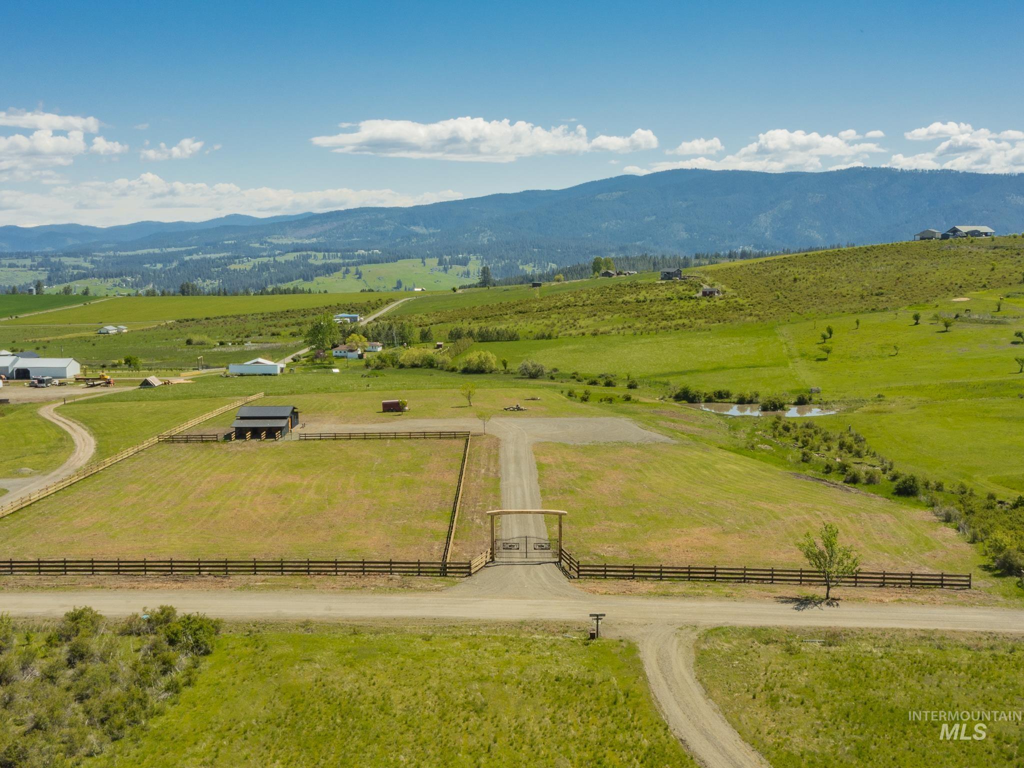 NKA Mountain View Lane