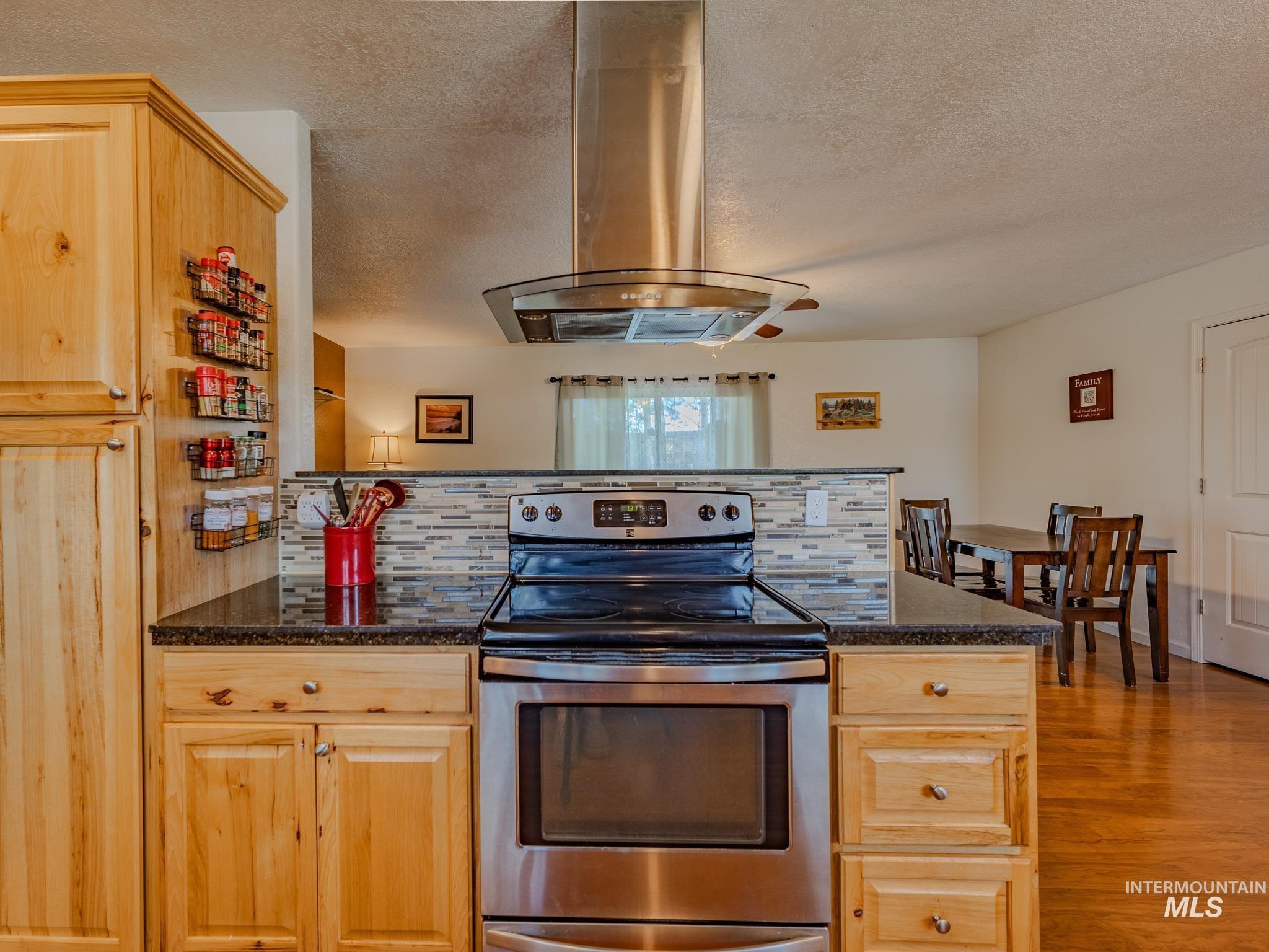 618 Dawn Drive