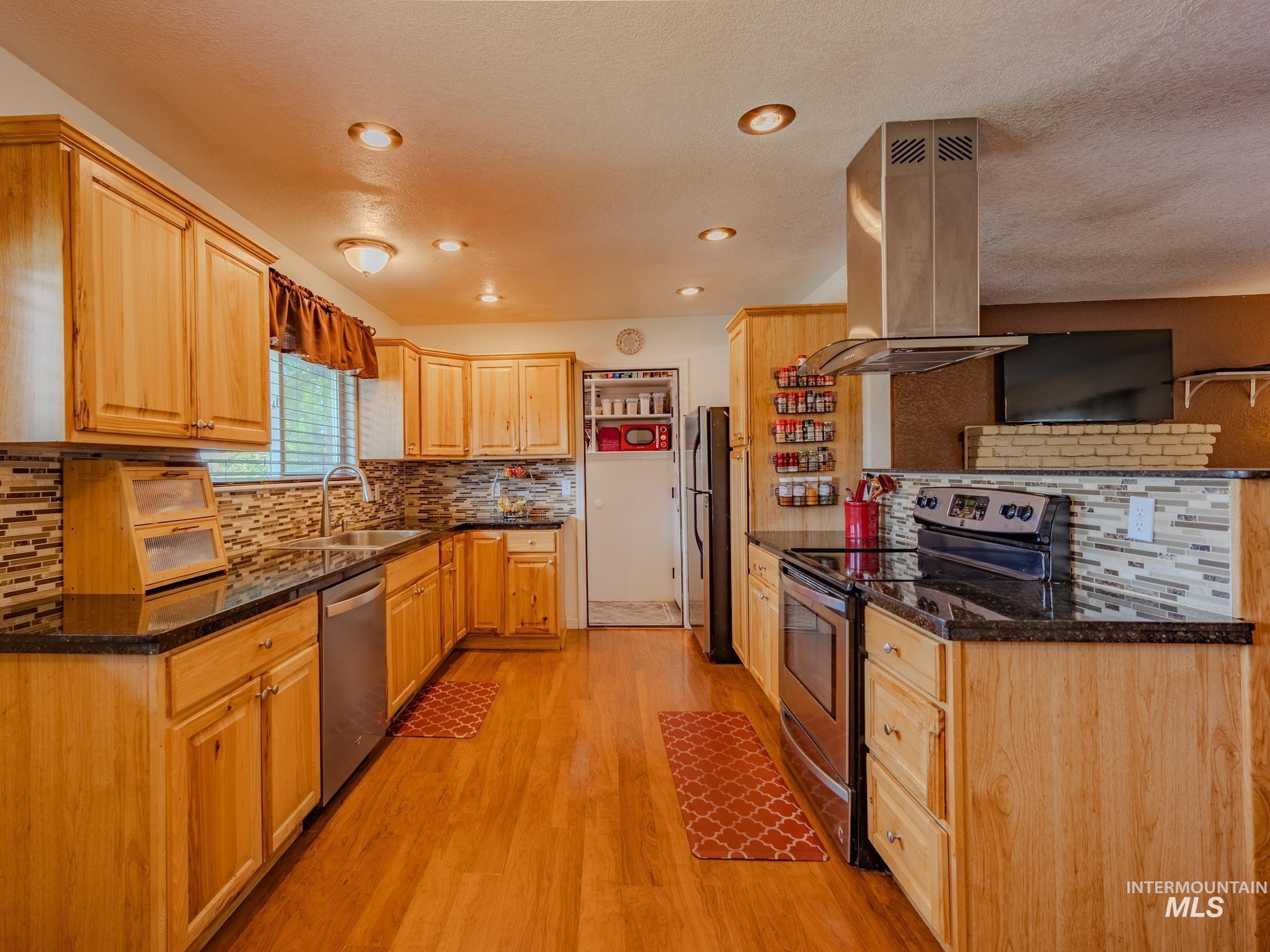 618 Dawn Drive